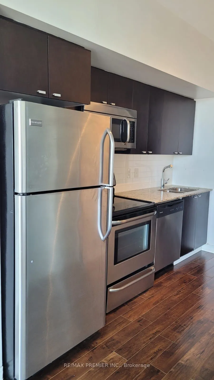 105 The Queensway Avenue, #2906