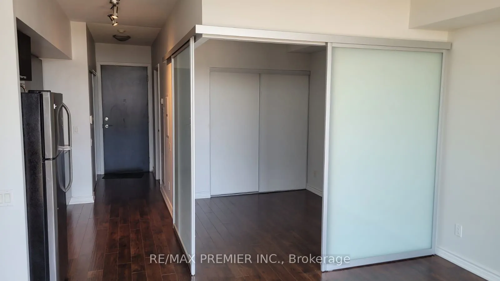 105 The Queensway Avenue, #2906