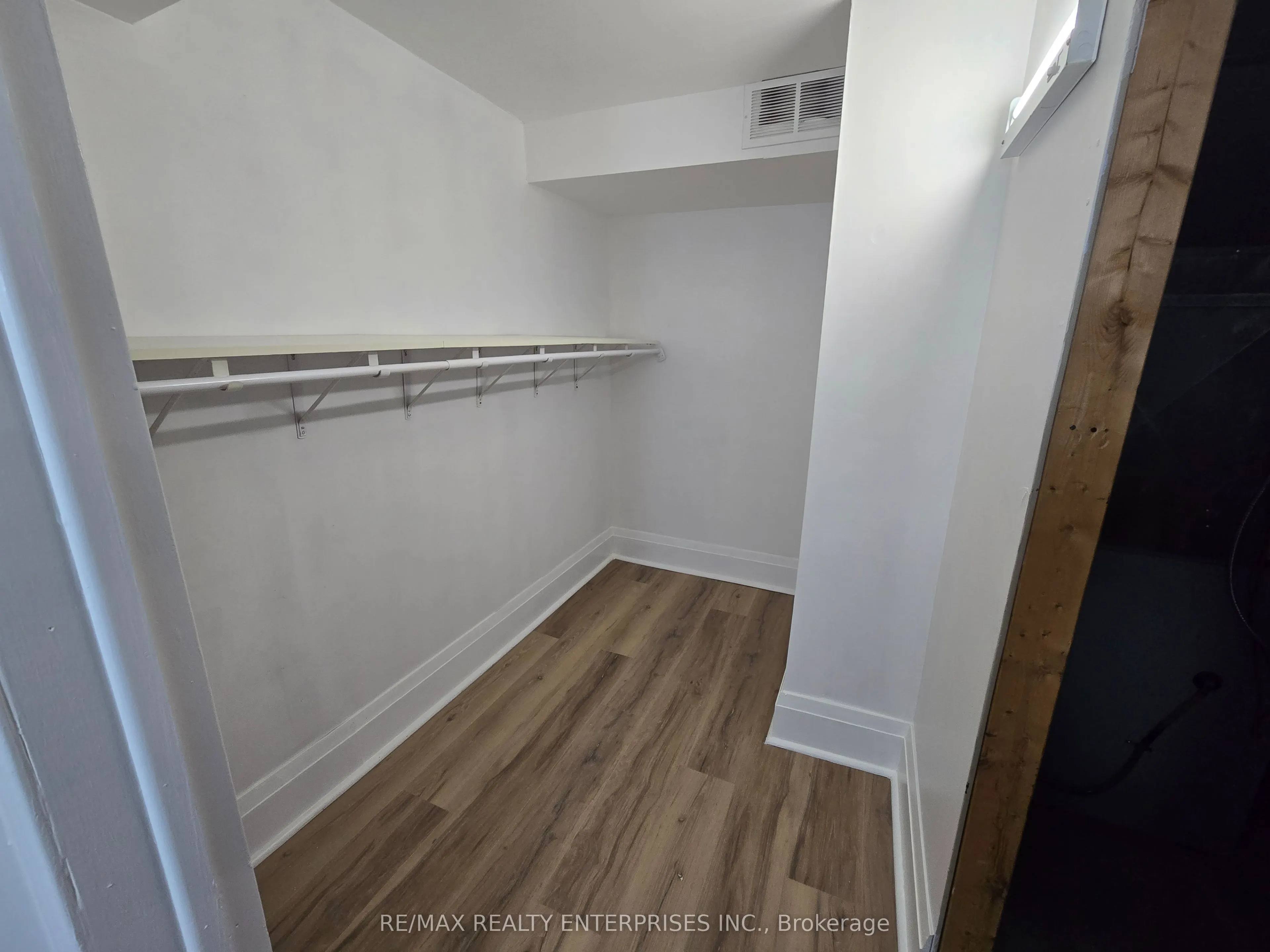 1224 Cramer Street