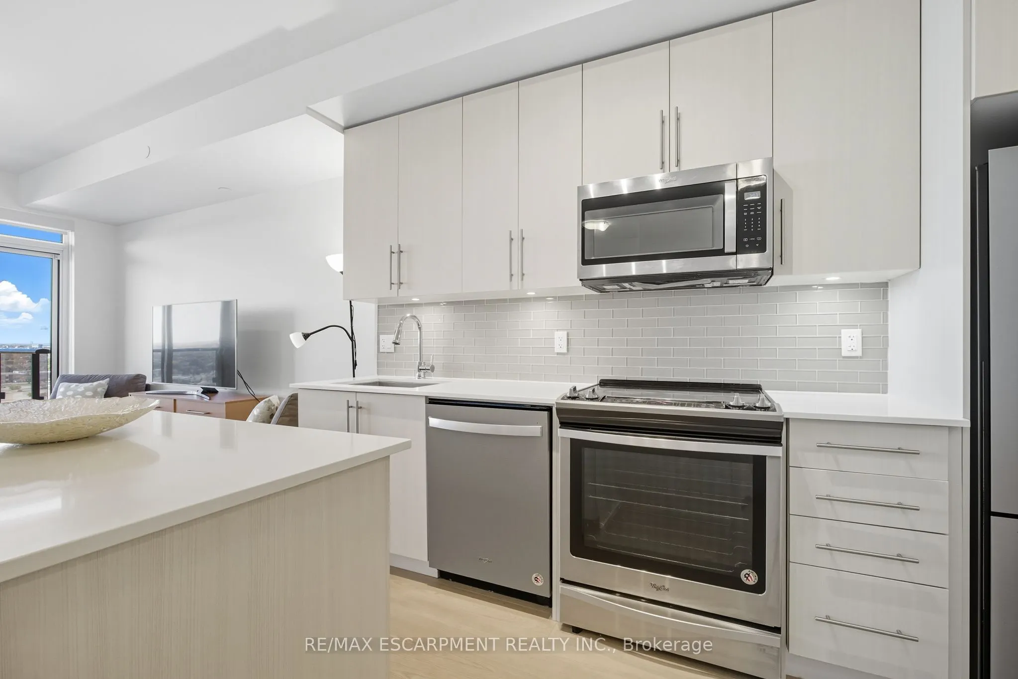 4655 Glen Erin Drive, #1501