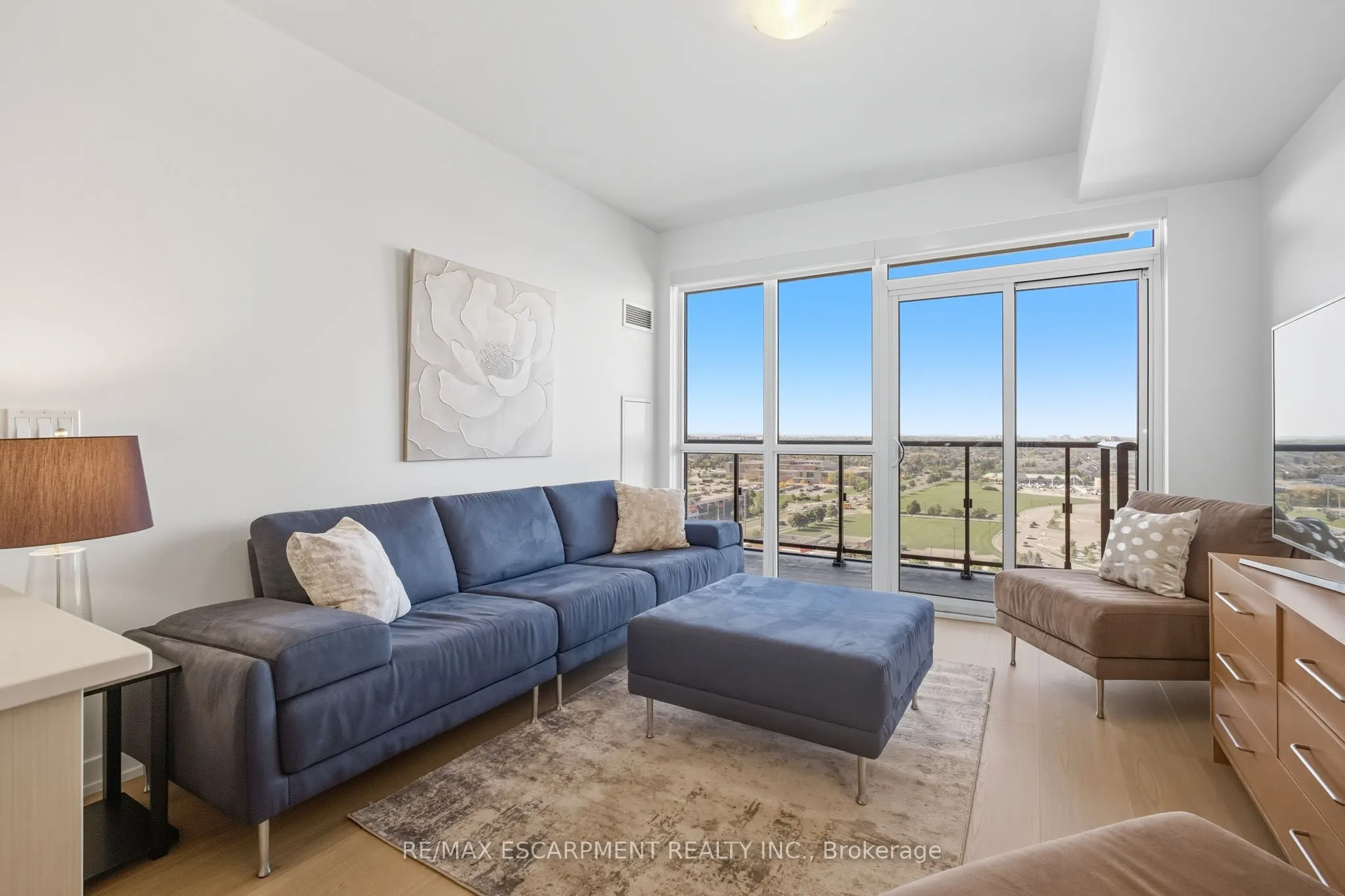 4655 Glen Erin Drive, #1501