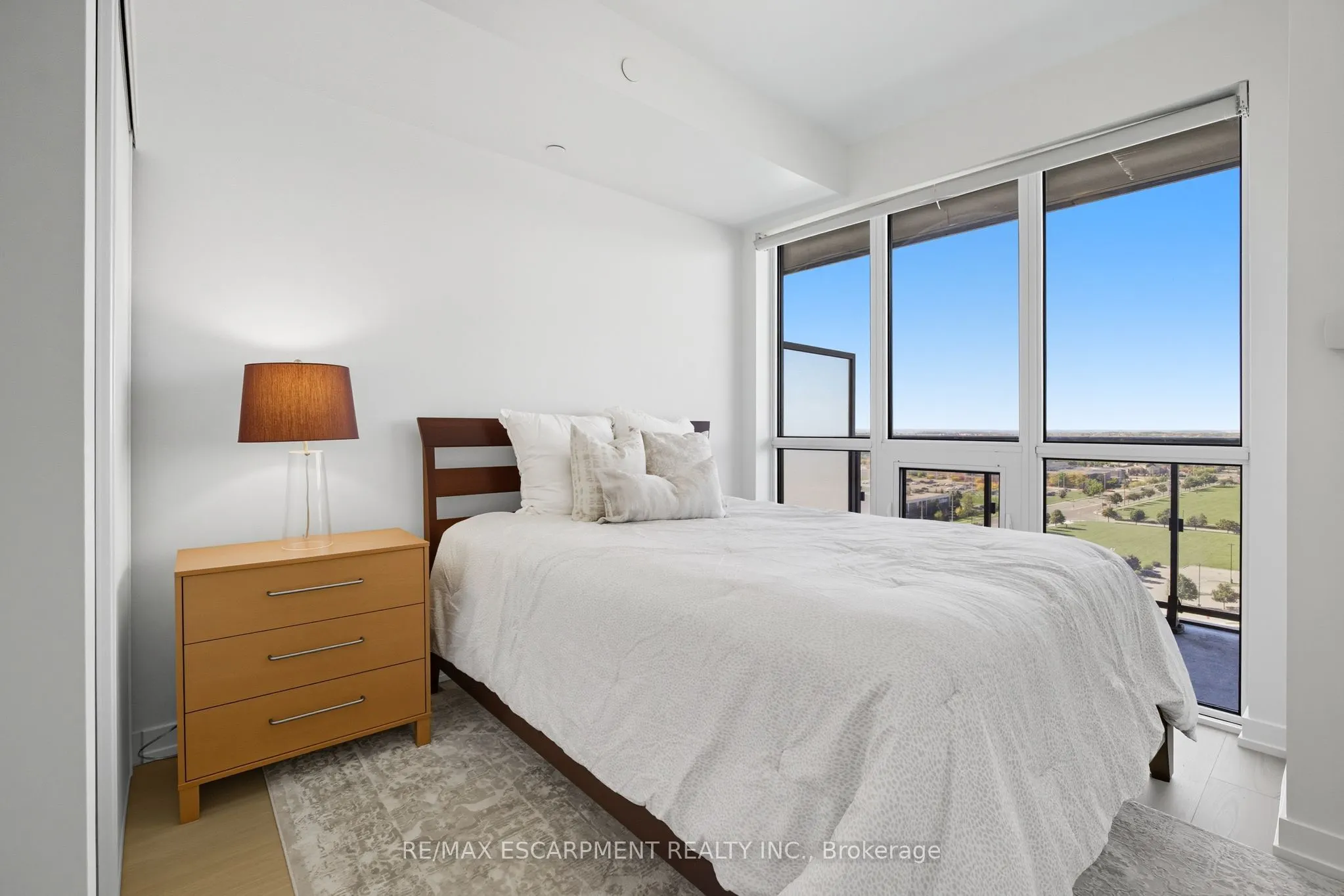 4655 Glen Erin Drive, #1501