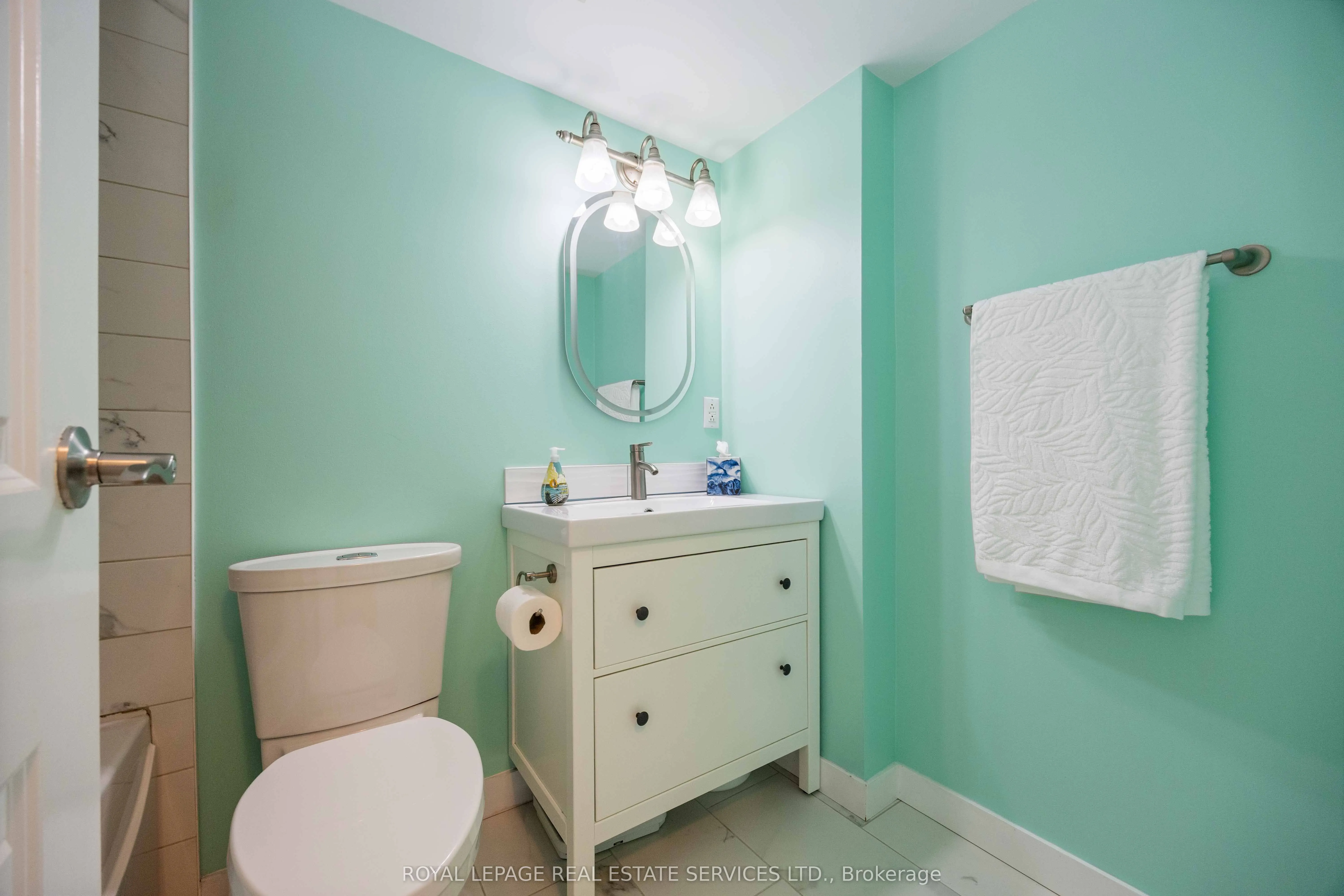 3845 Lakeshore Boulevard W, #1410
