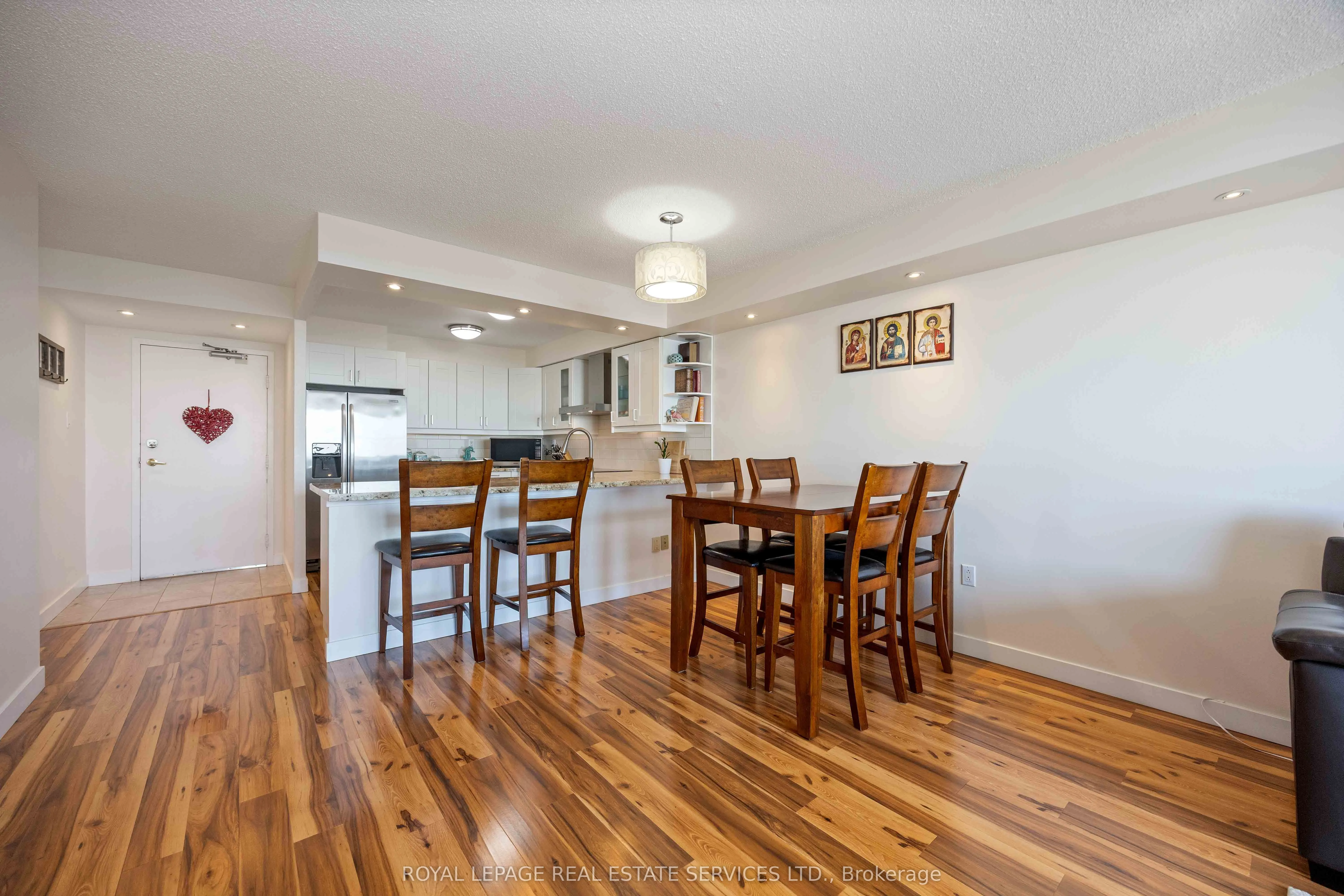 3845 Lakeshore Boulevard W, #1410