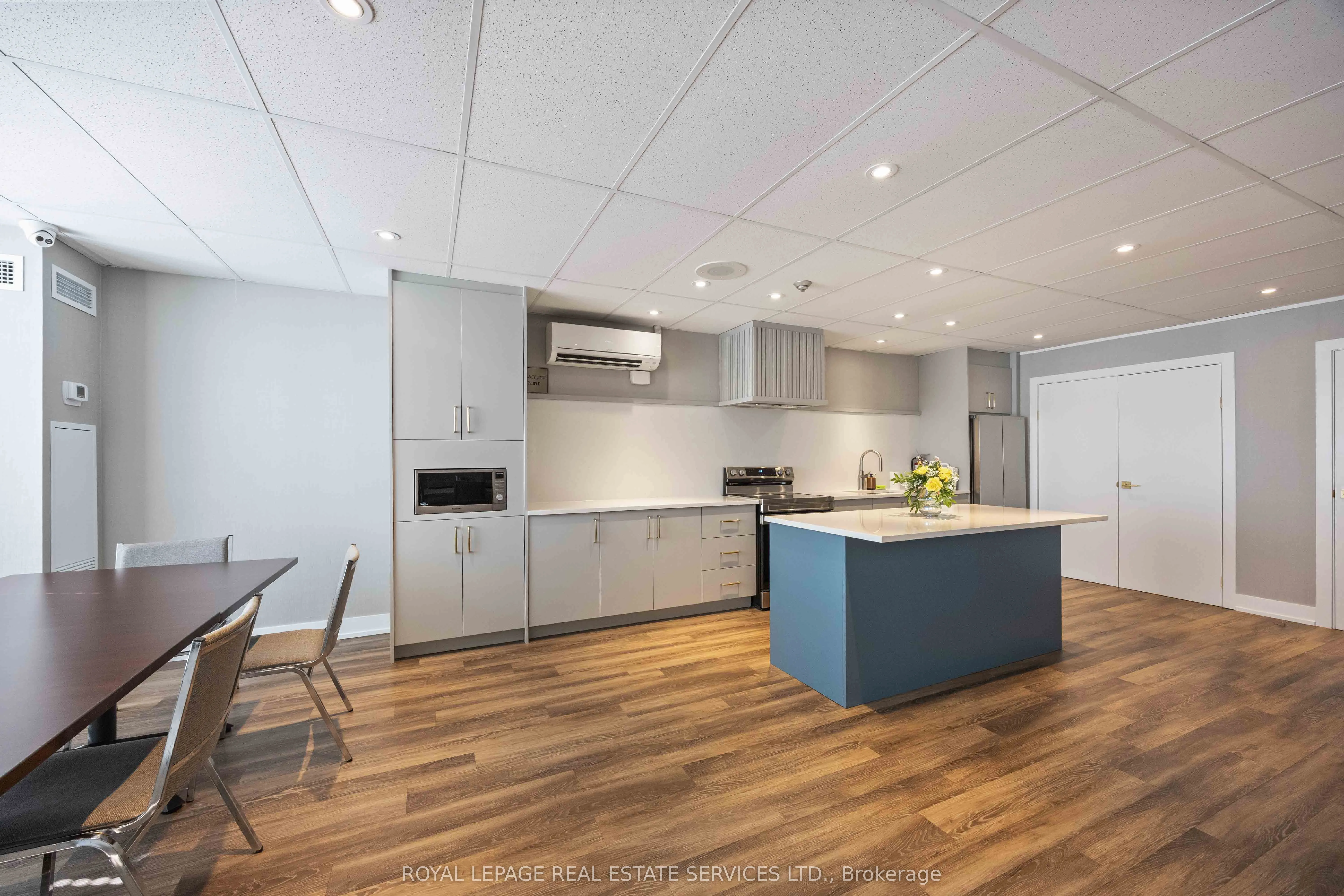 3845 Lakeshore Boulevard W, #1410