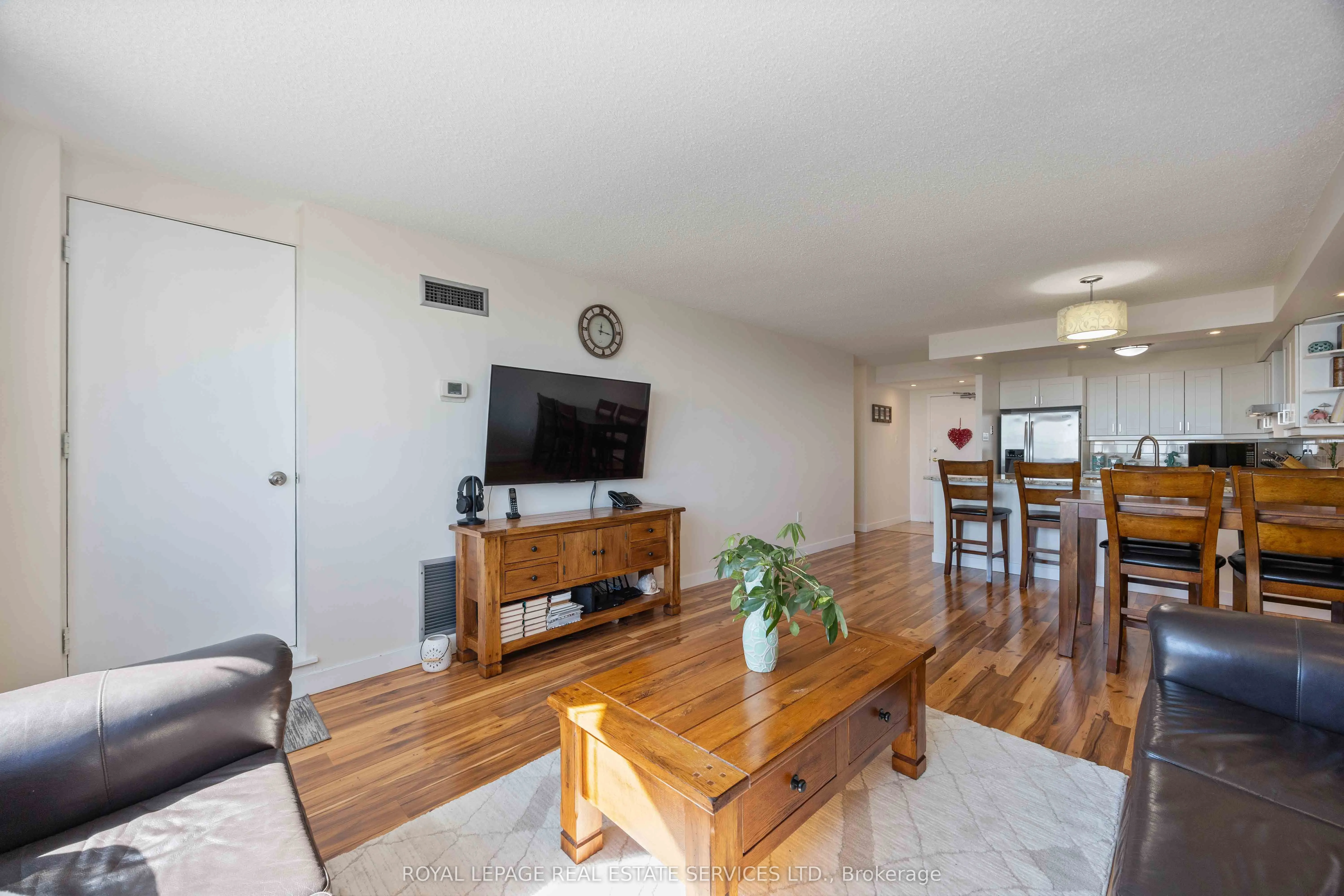 3845 Lakeshore Boulevard W, #1410