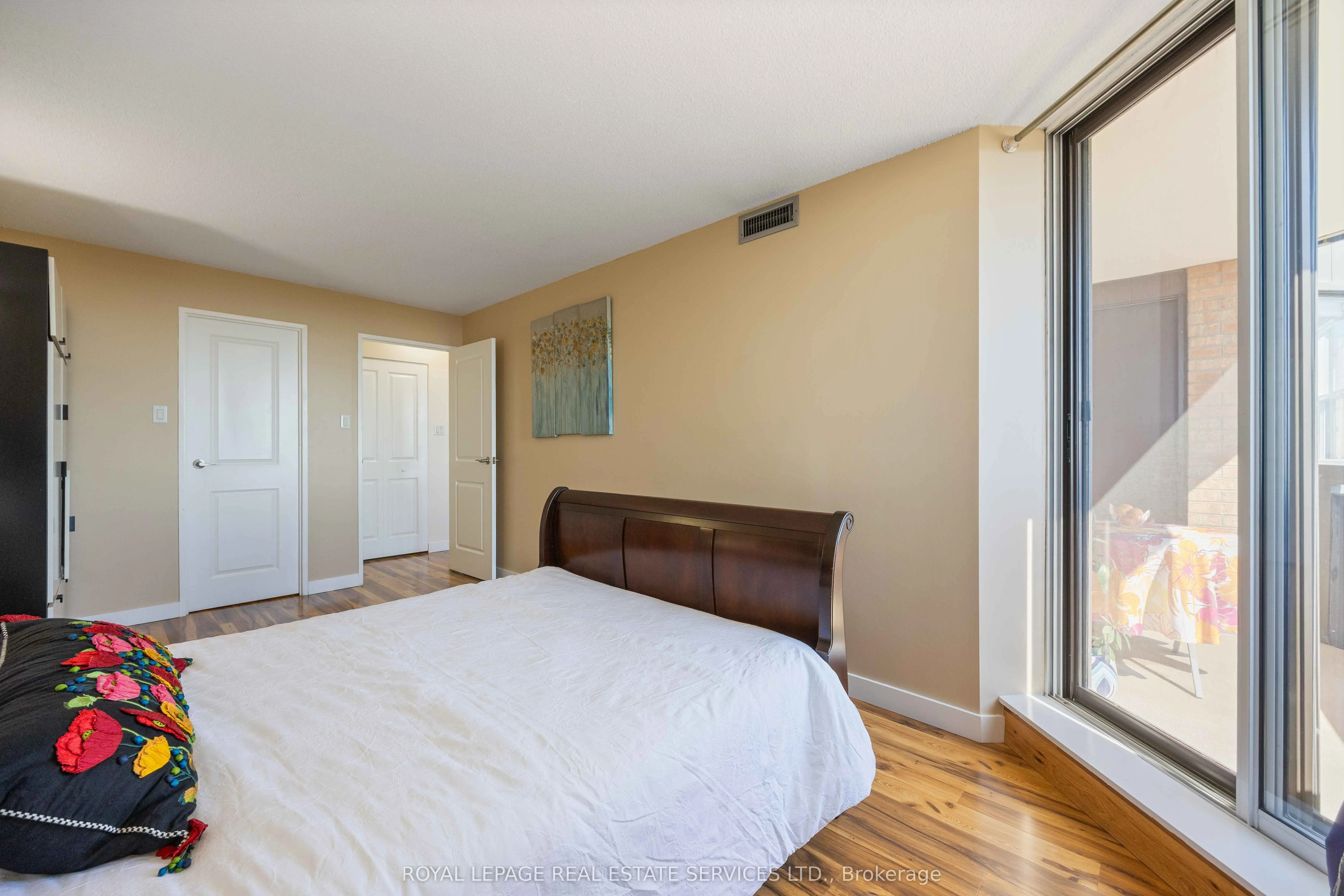 3845 Lakeshore Boulevard W, #1410