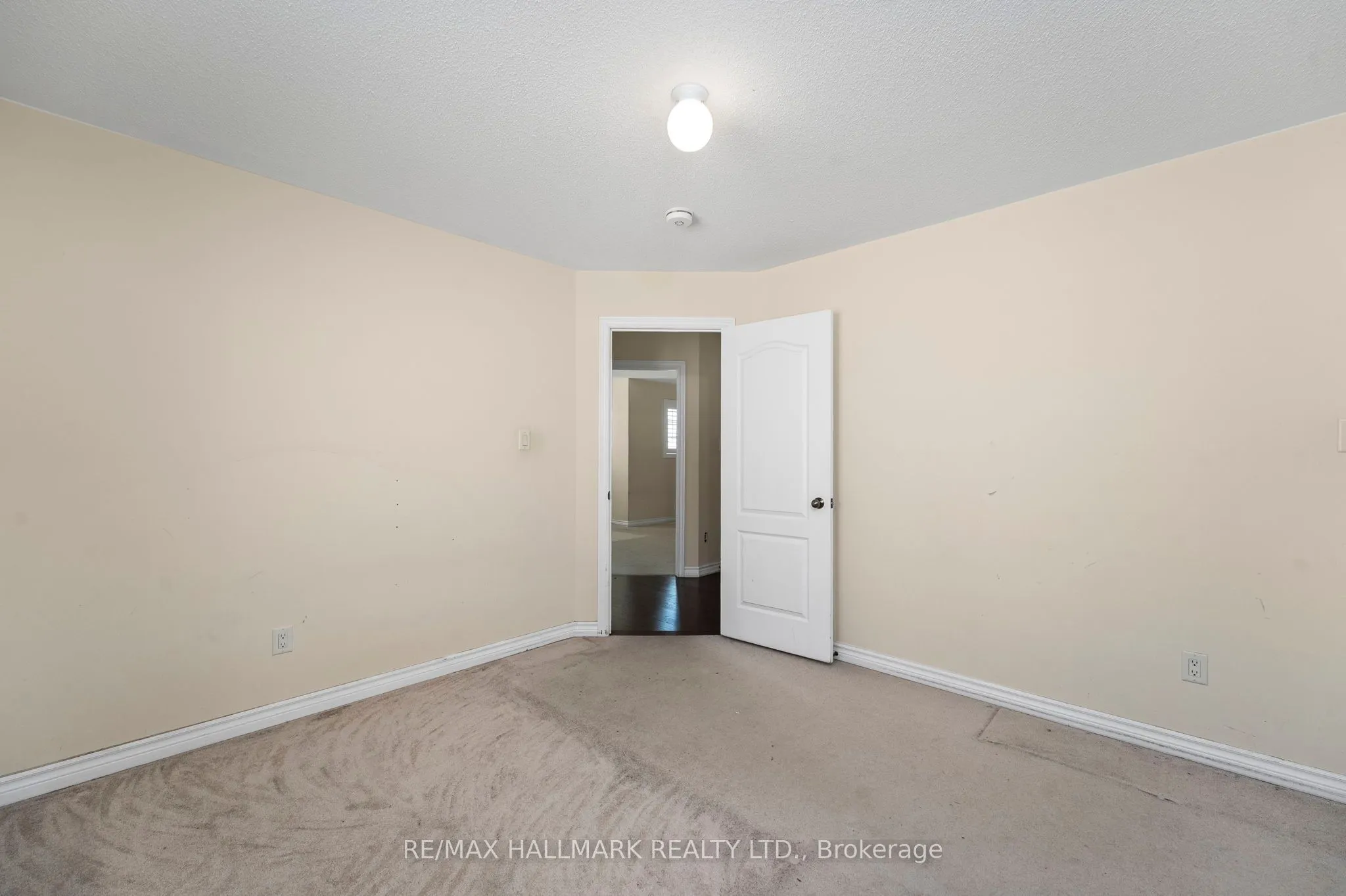 18 Morrow Bay Drive