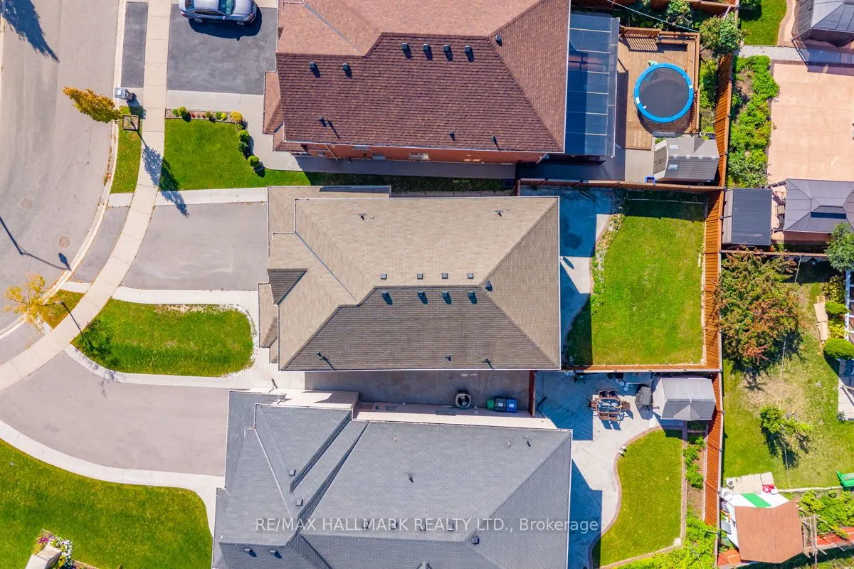 18 Morrow Bay Drive