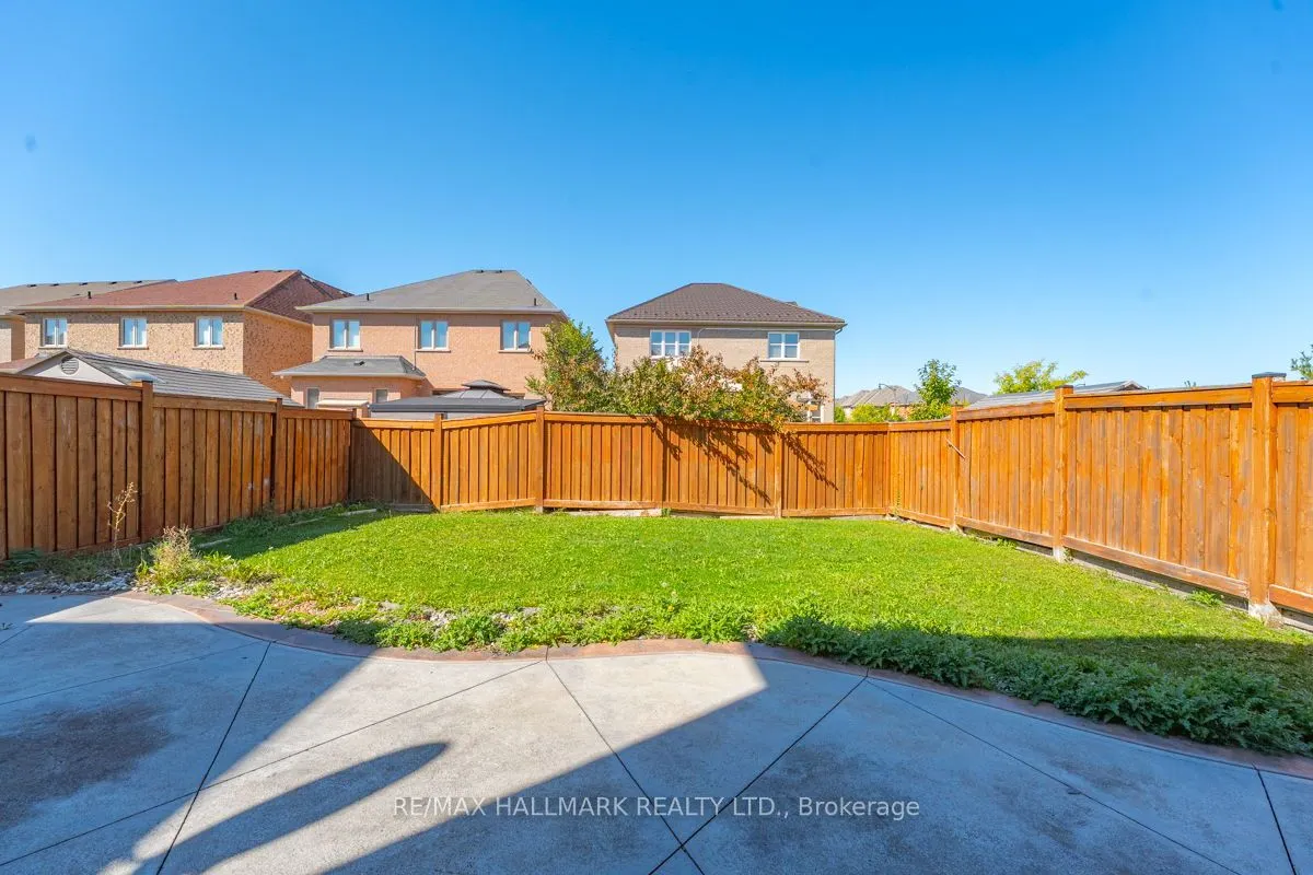 18 Morrow Bay Drive