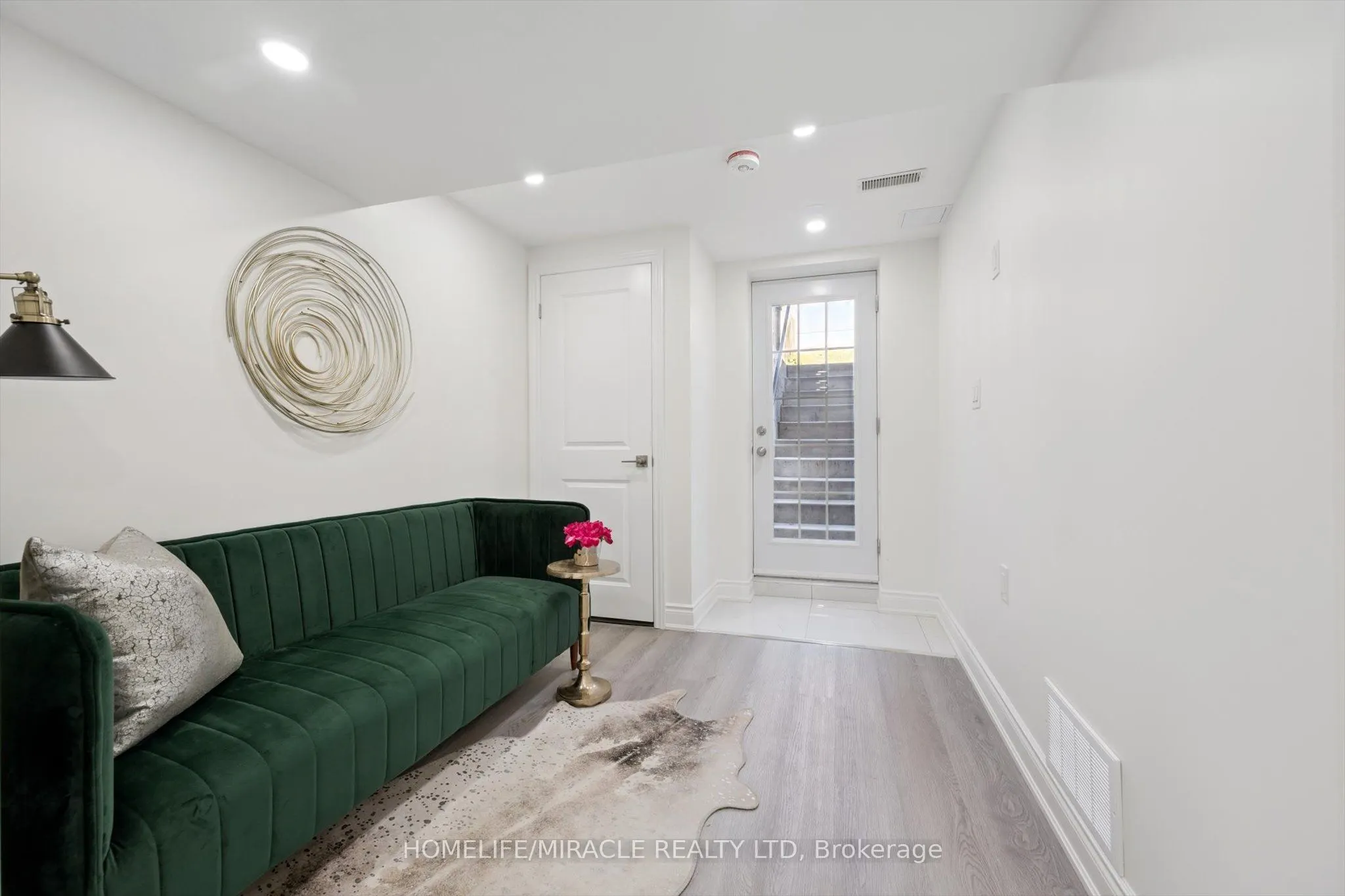 7562 Black Walnut Trail