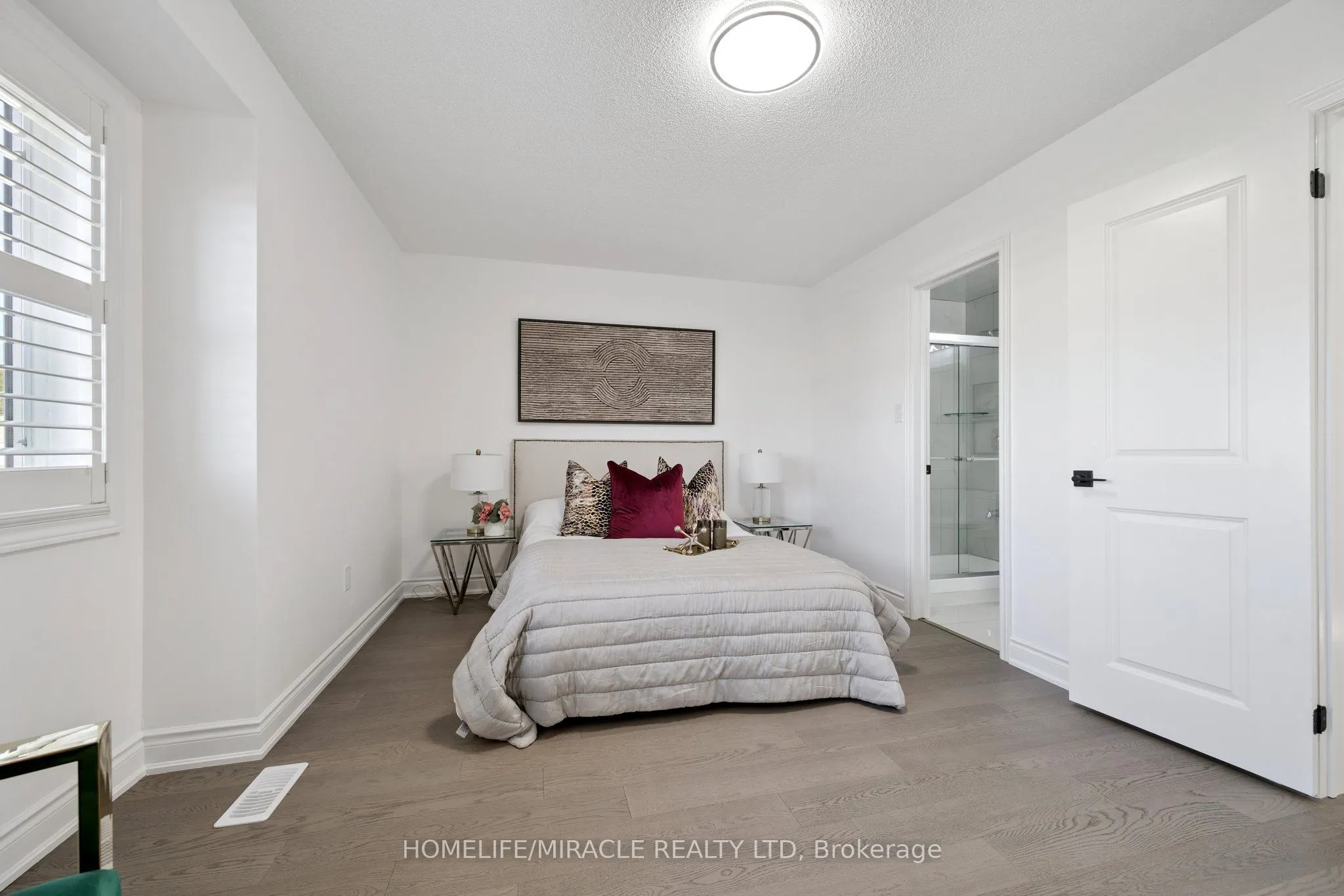 7562 Black Walnut Trail
