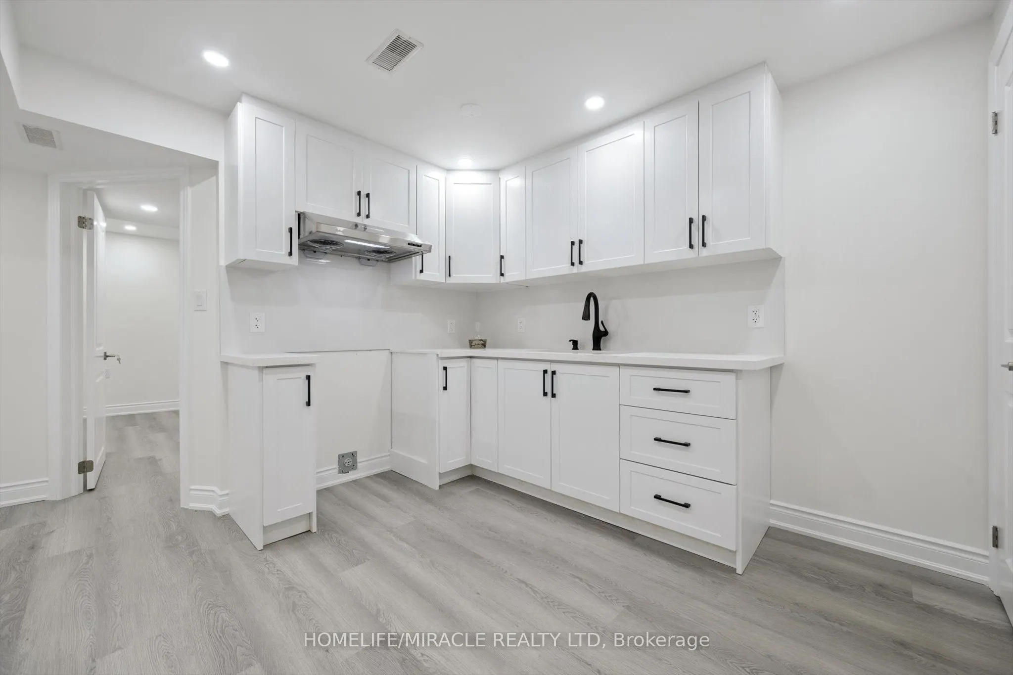 7562 Black Walnut Trail