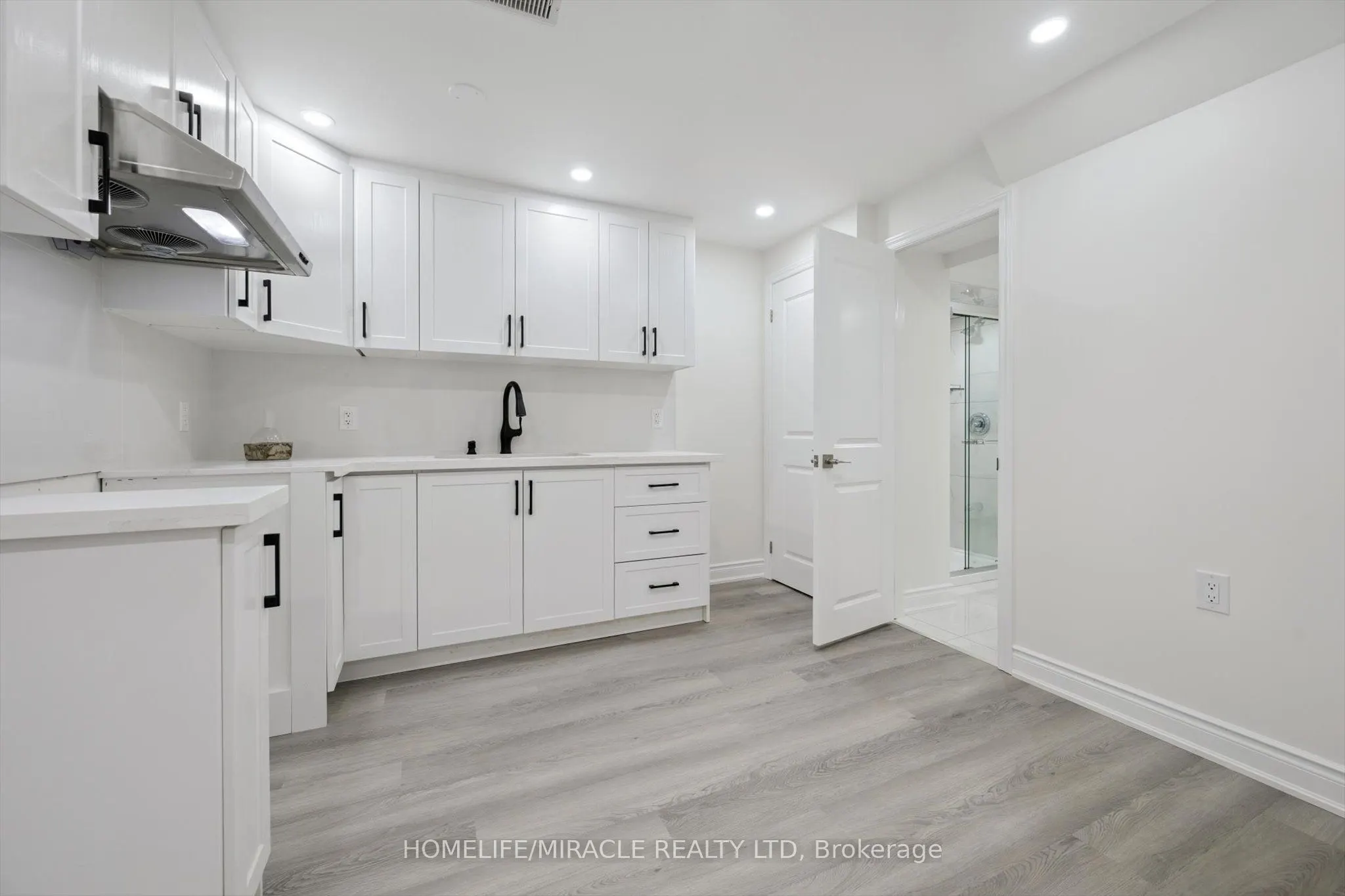 7562 Black Walnut Trail