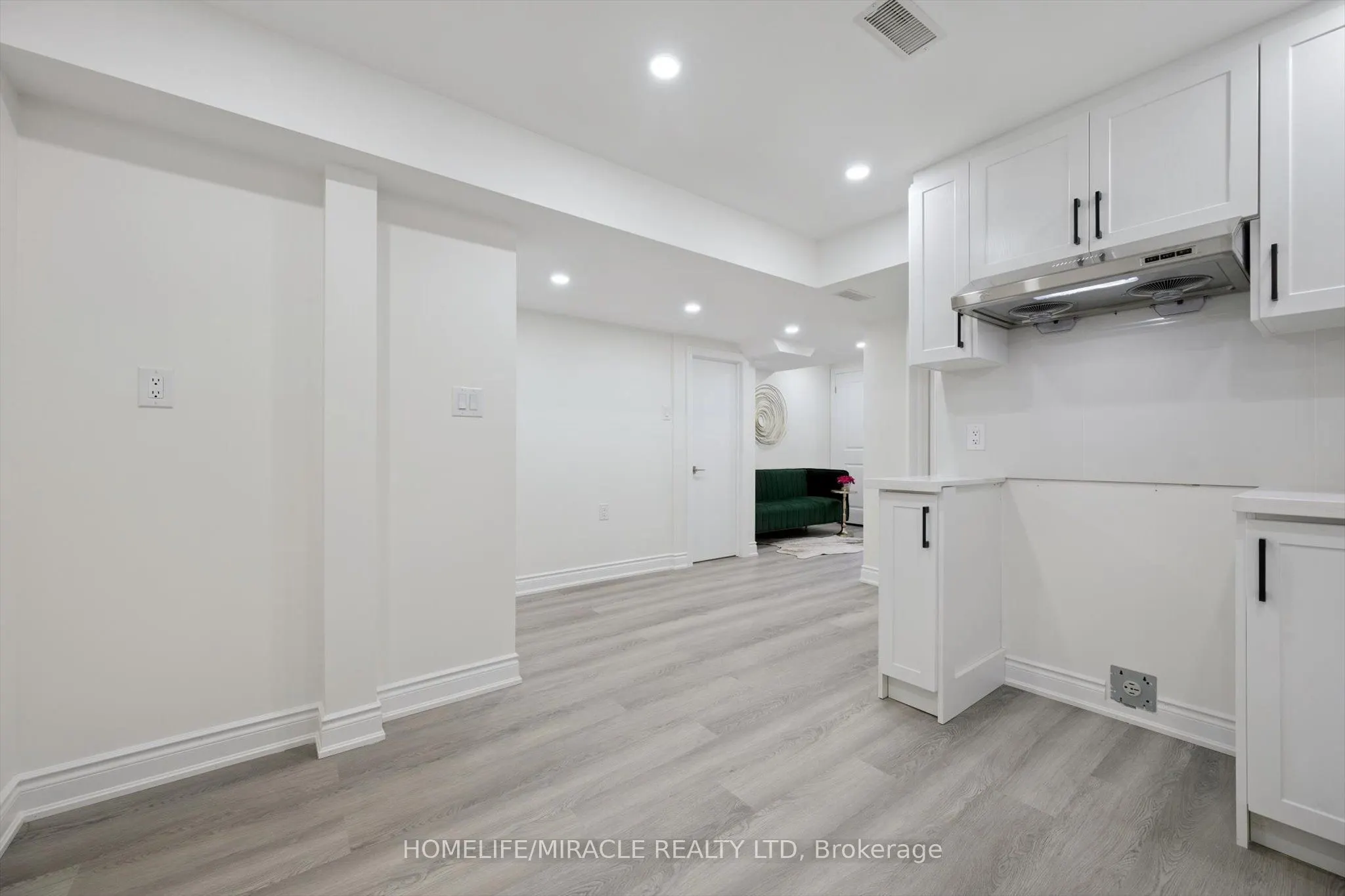 7562 Black Walnut Trail