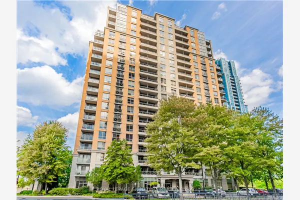 5229 Dundas Street