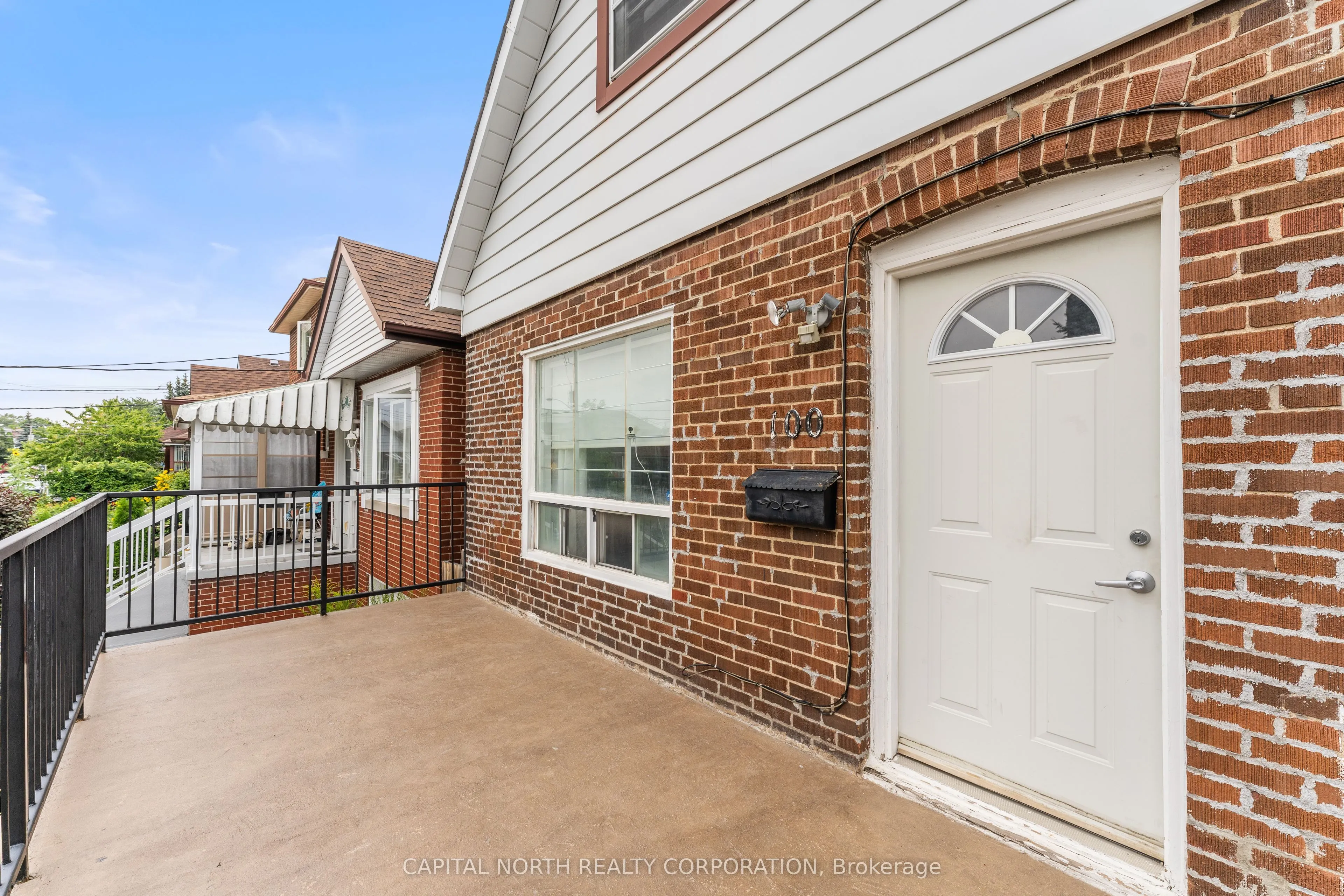100 Livingstone Avenue