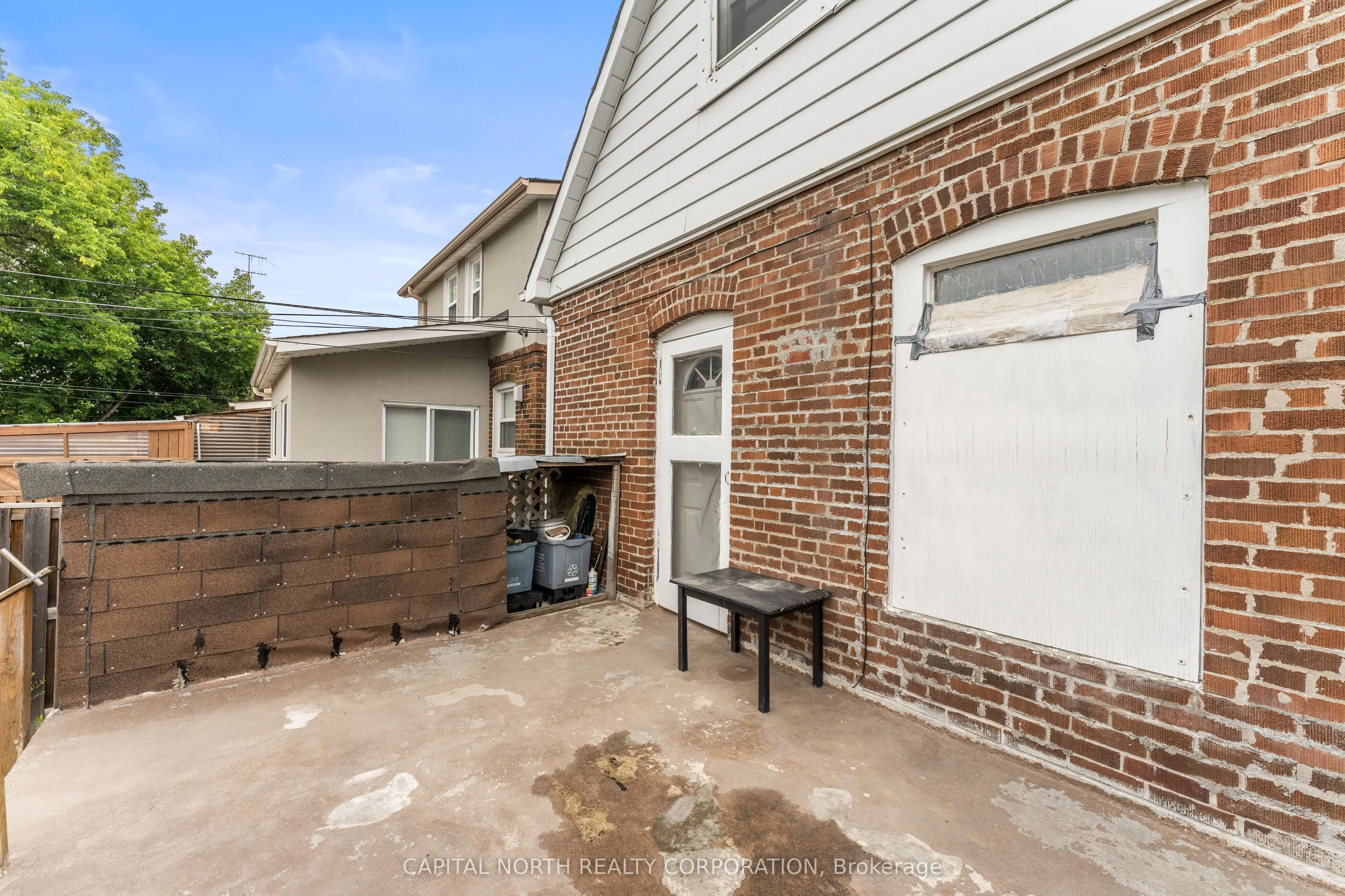 100 Livingstone Avenue