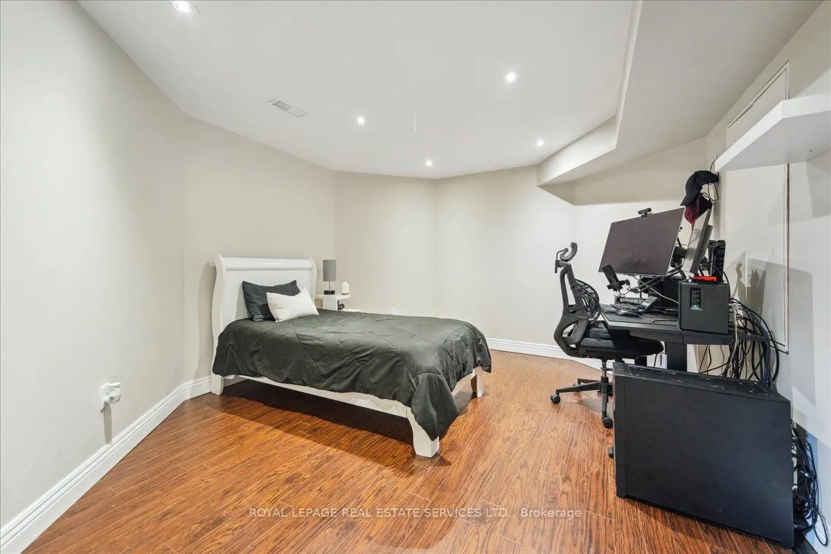 3150 Trailside Drive