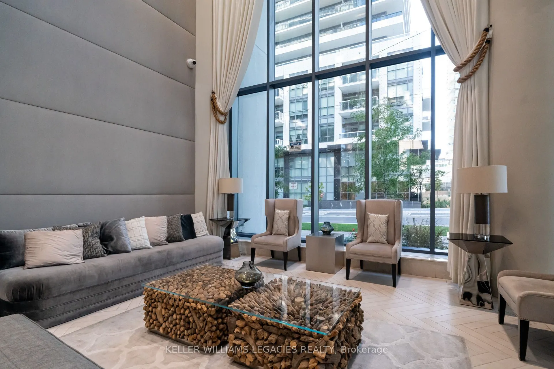 59 Annie Craig Drive, #2309