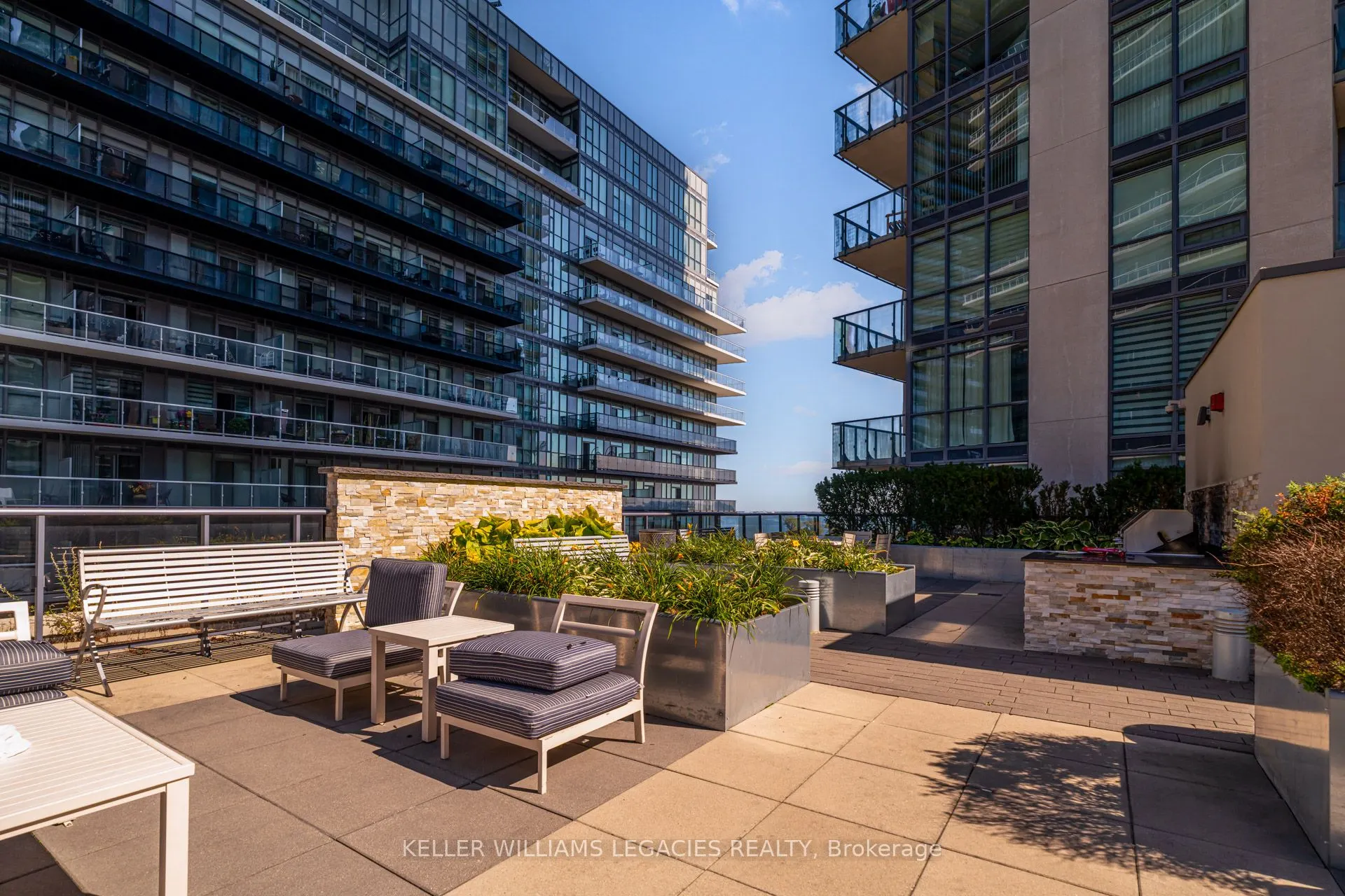 59 Annie Craig Drive, #2309
