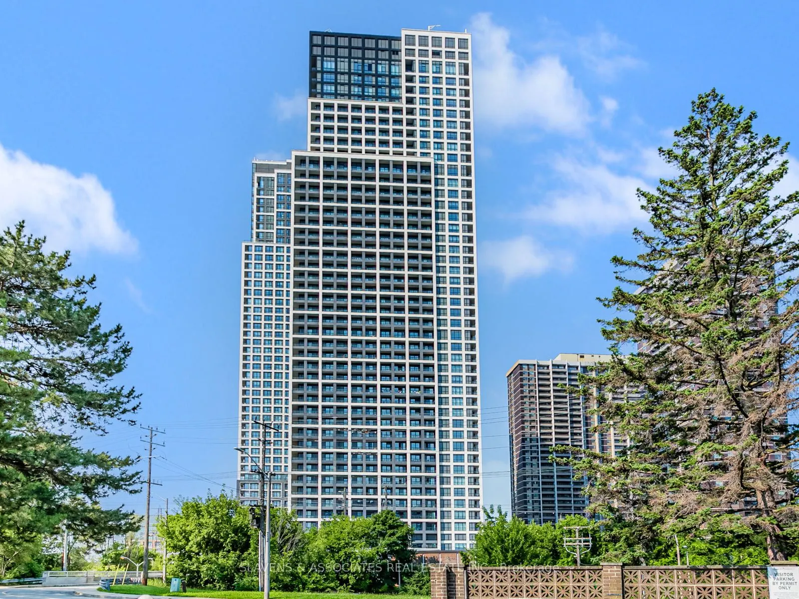 5 Mabelle Avenue, #2633
