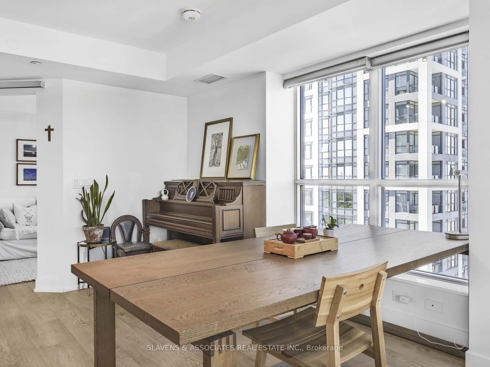 5 Mabelle Avenue, #2633