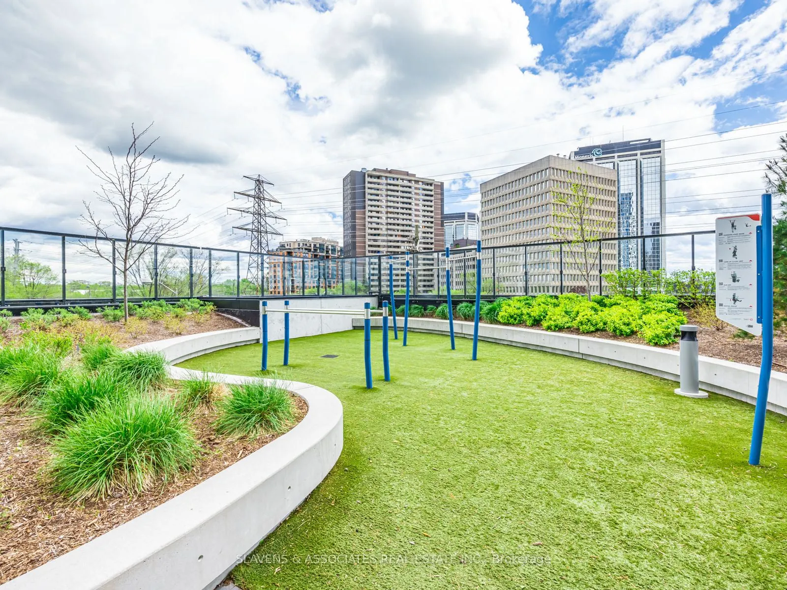 5 Mabelle Avenue, #2633