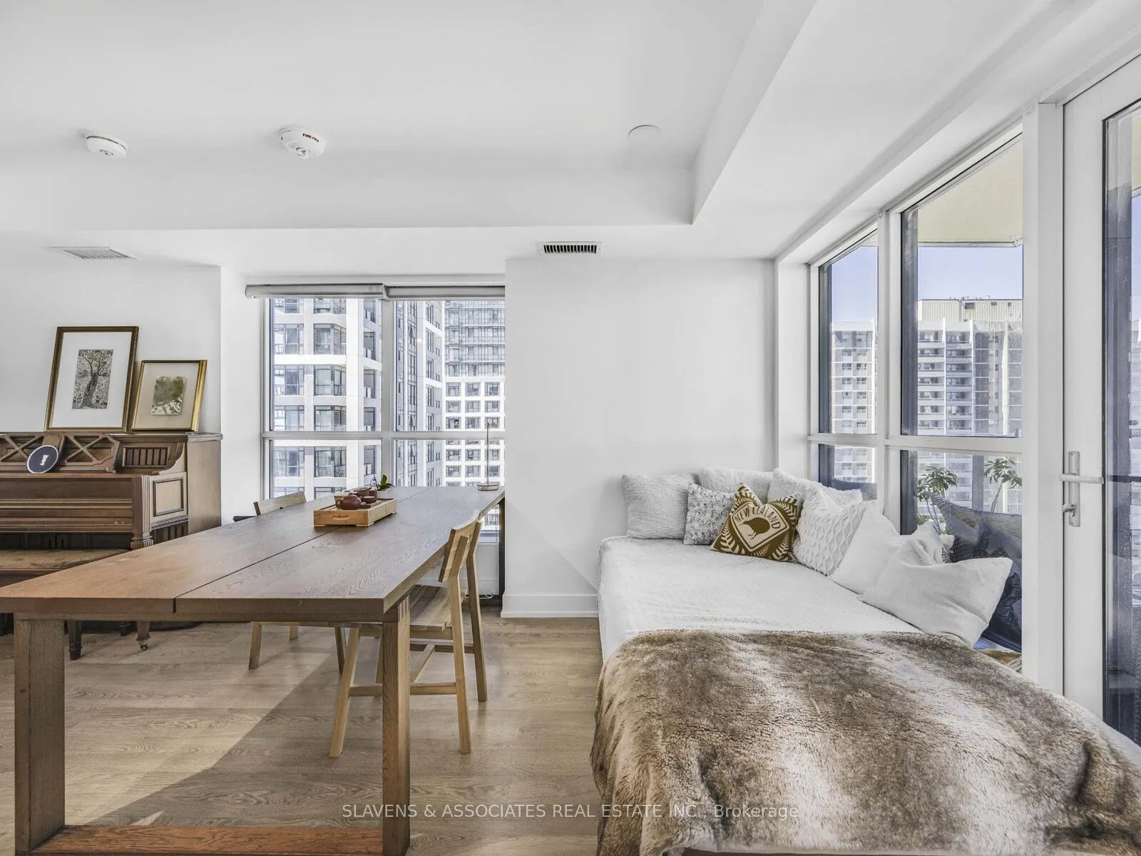 5 Mabelle Avenue, #2633