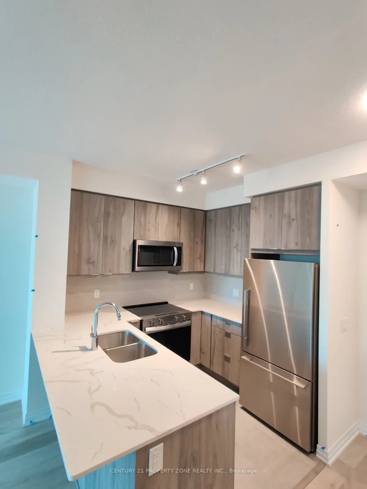 15 Watergarden Drive, #322