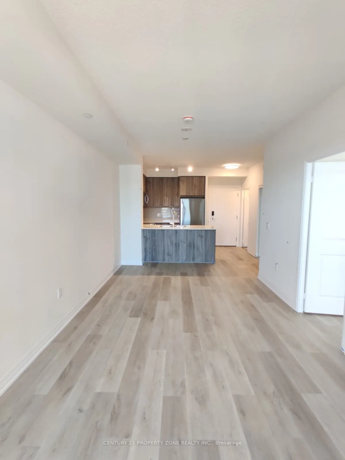 15 Watergarden Drive, #322