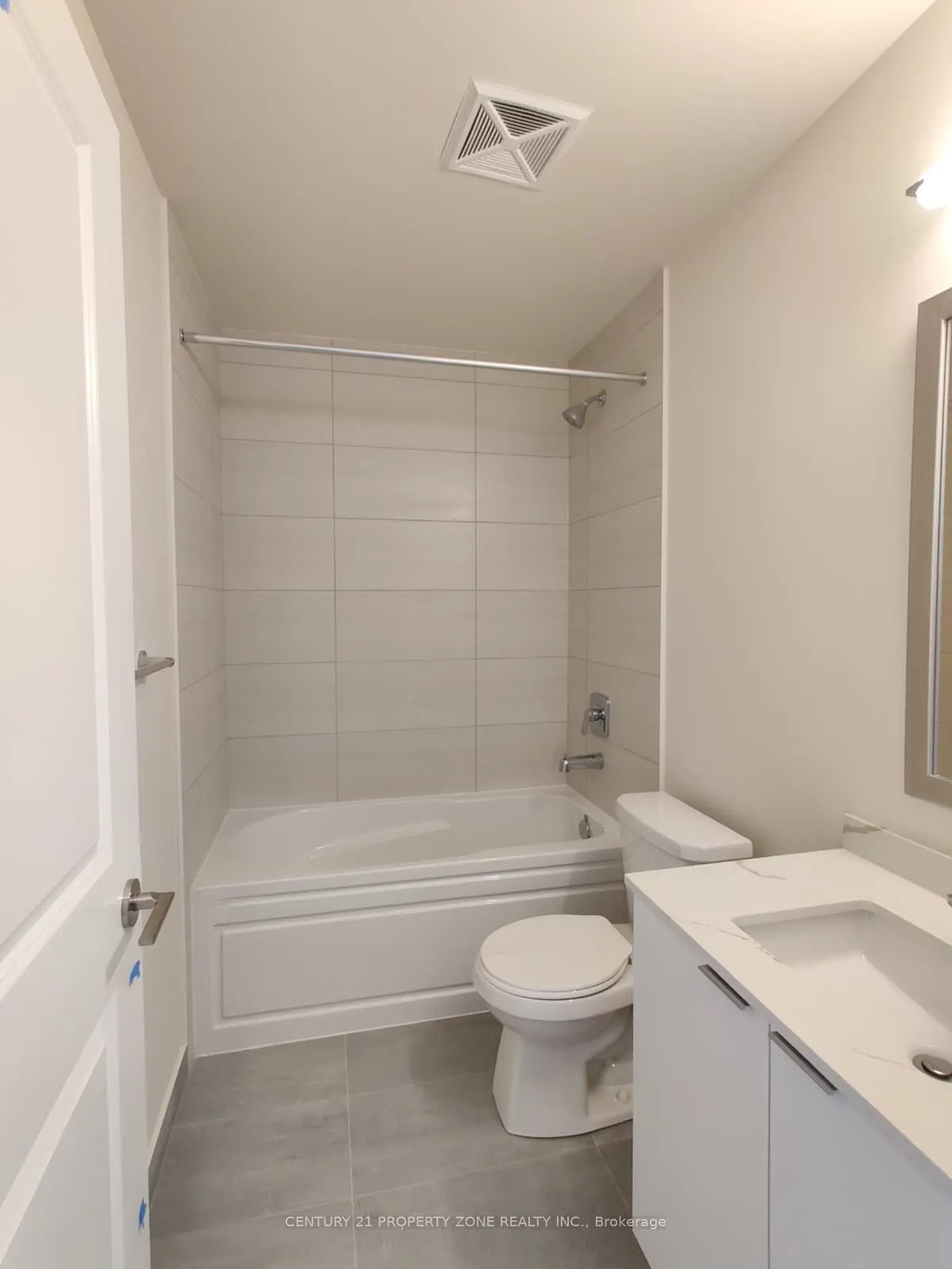 15 Watergarden Drive, #322