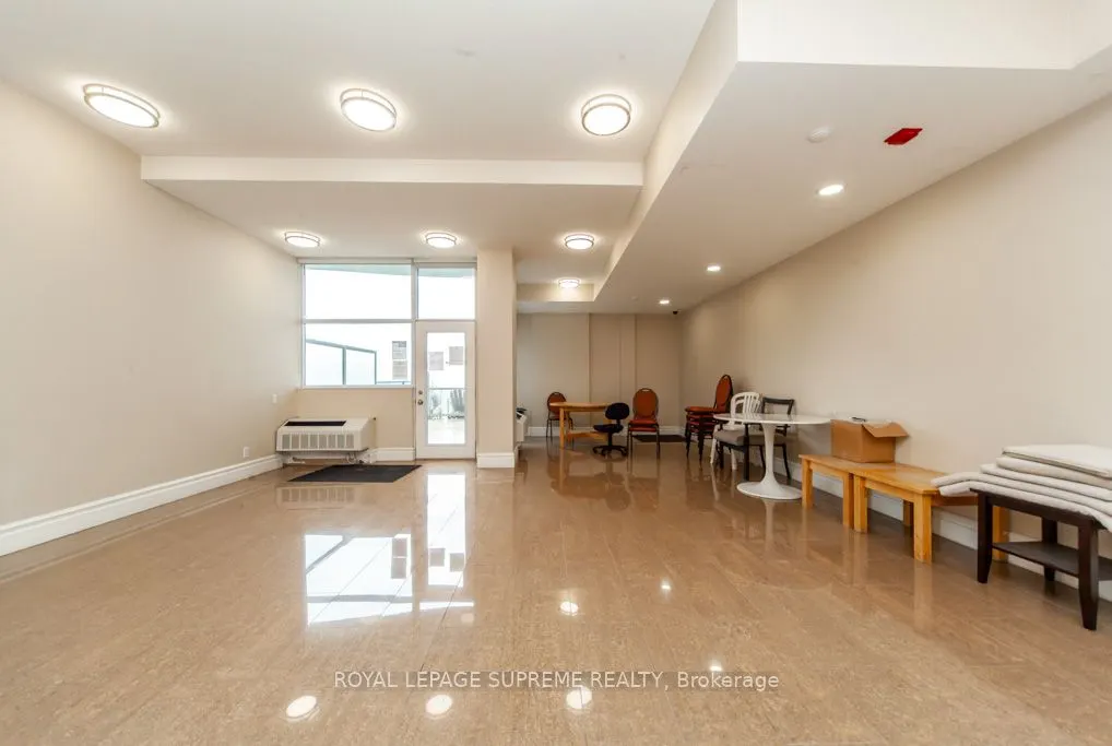 1600 Keele Street, #202