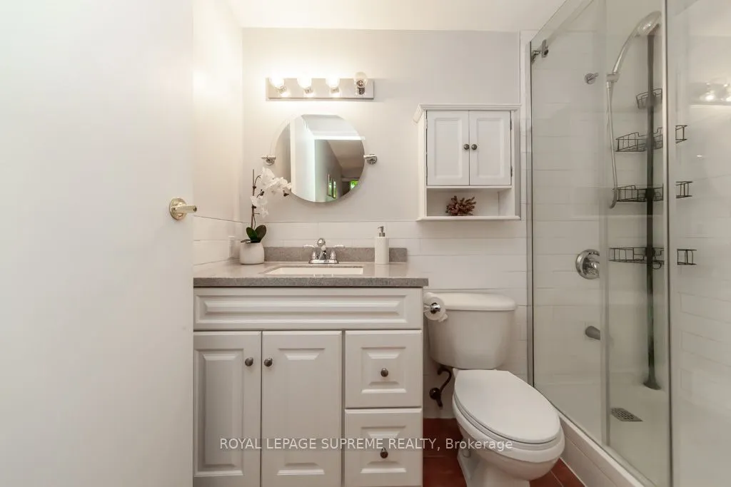 1600 Keele Street, #202