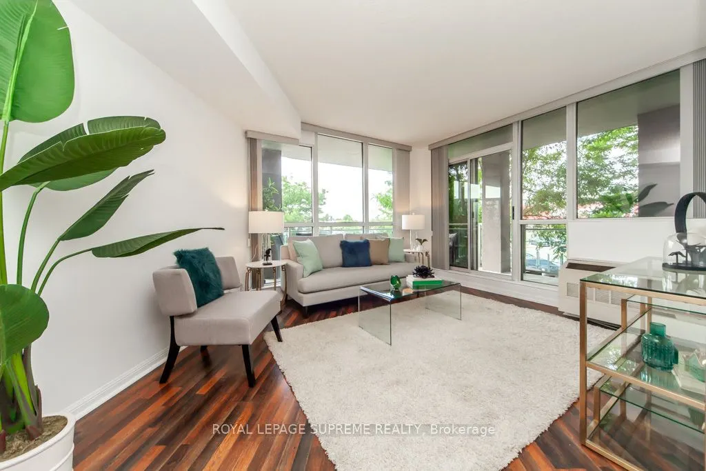 1600 Keele Street, #202
