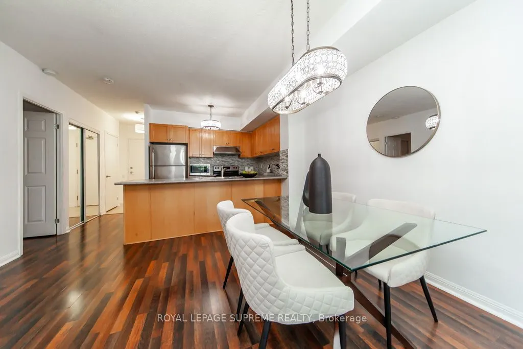 1600 Keele Street, #202