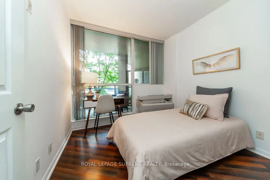 1600 Keele Street, #202