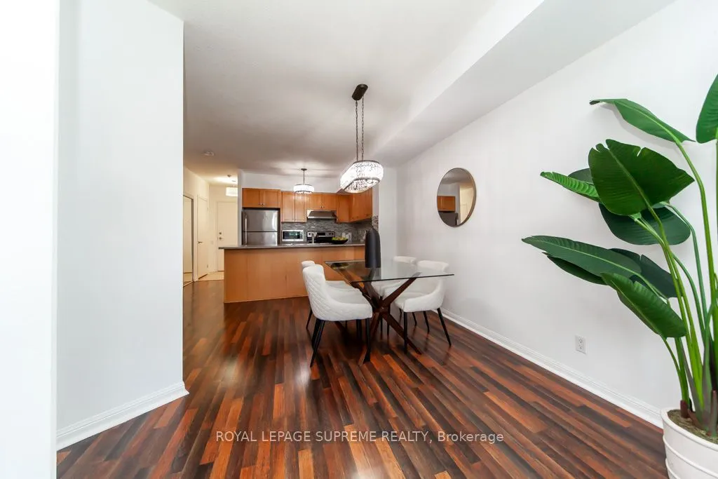 1600 Keele Street, #202