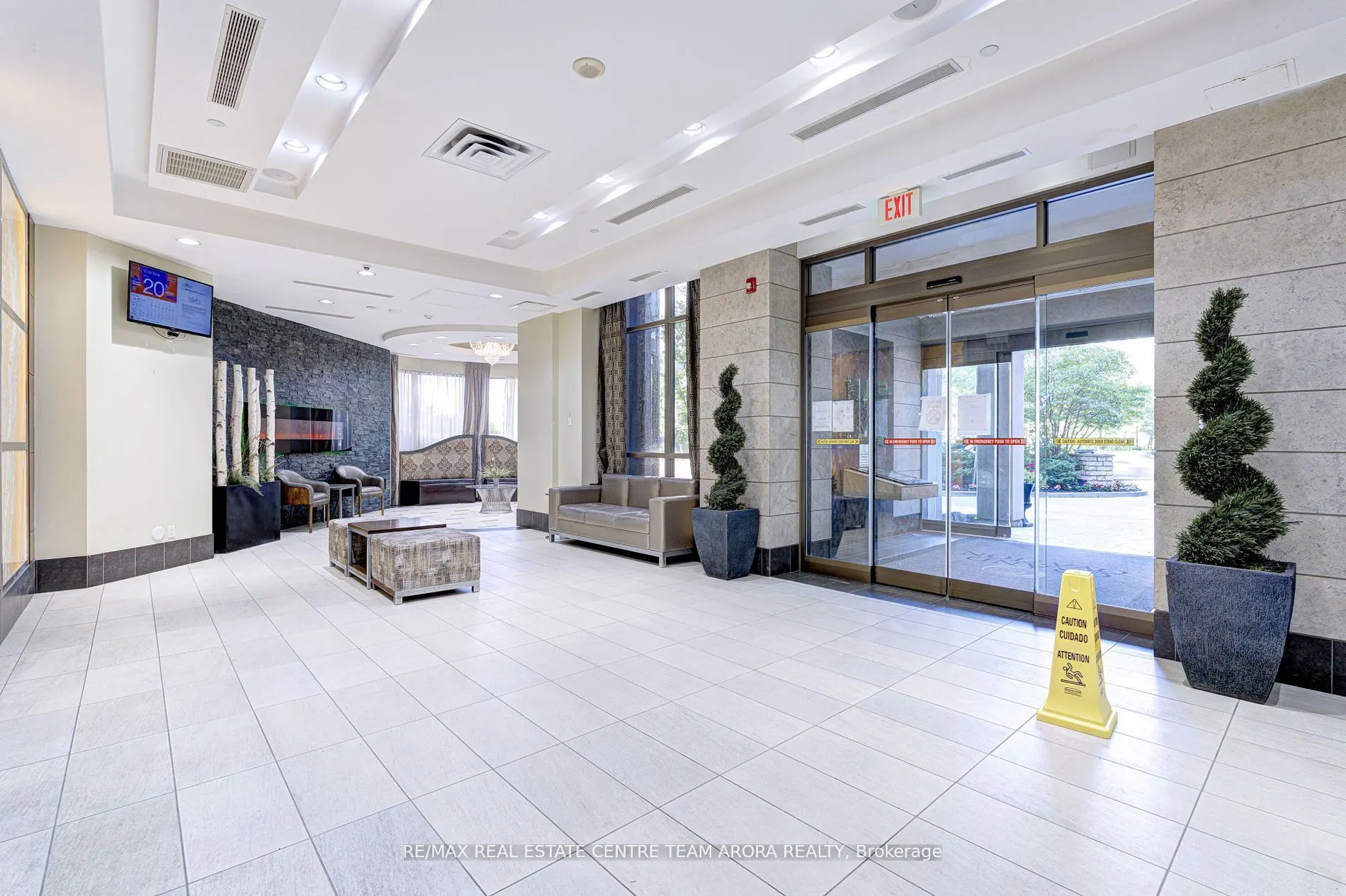 310 Burnhamthorpe Road W, #604