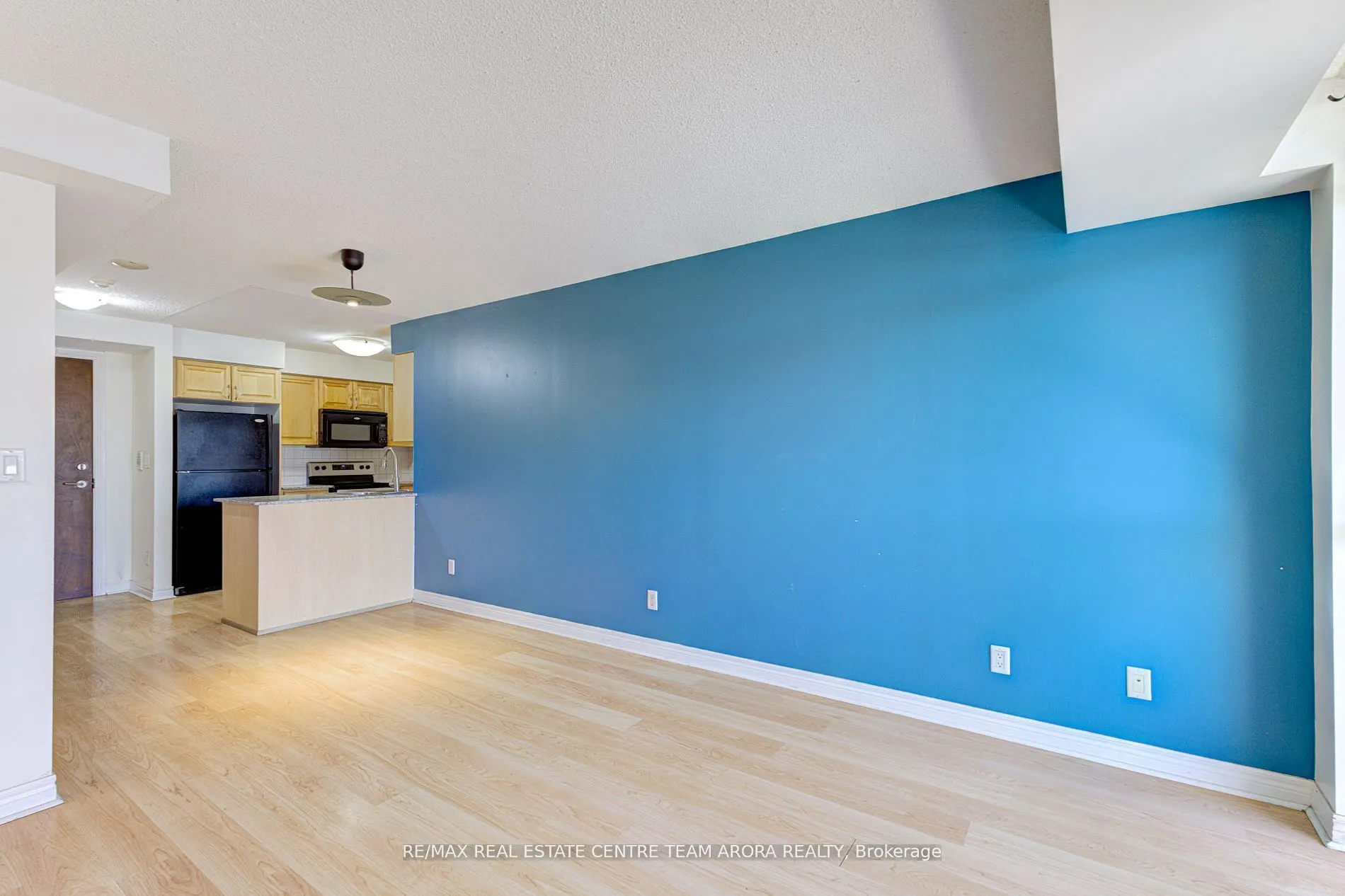 310 Burnhamthorpe Road W, #604