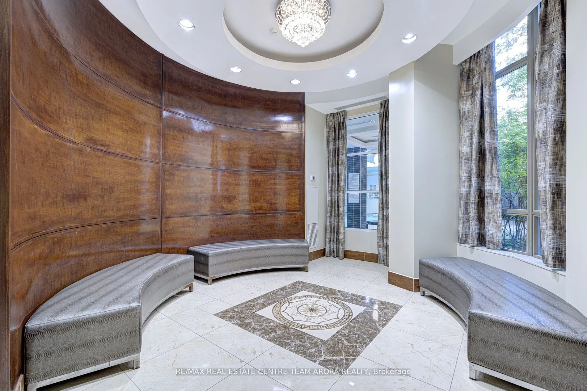 310 Burnhamthorpe Road W, #604