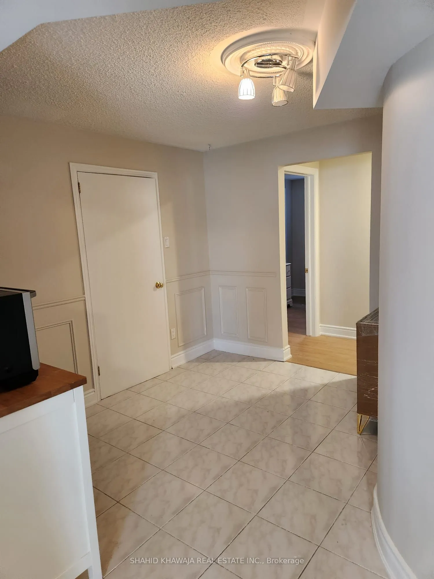 2463 King Forrest Drive