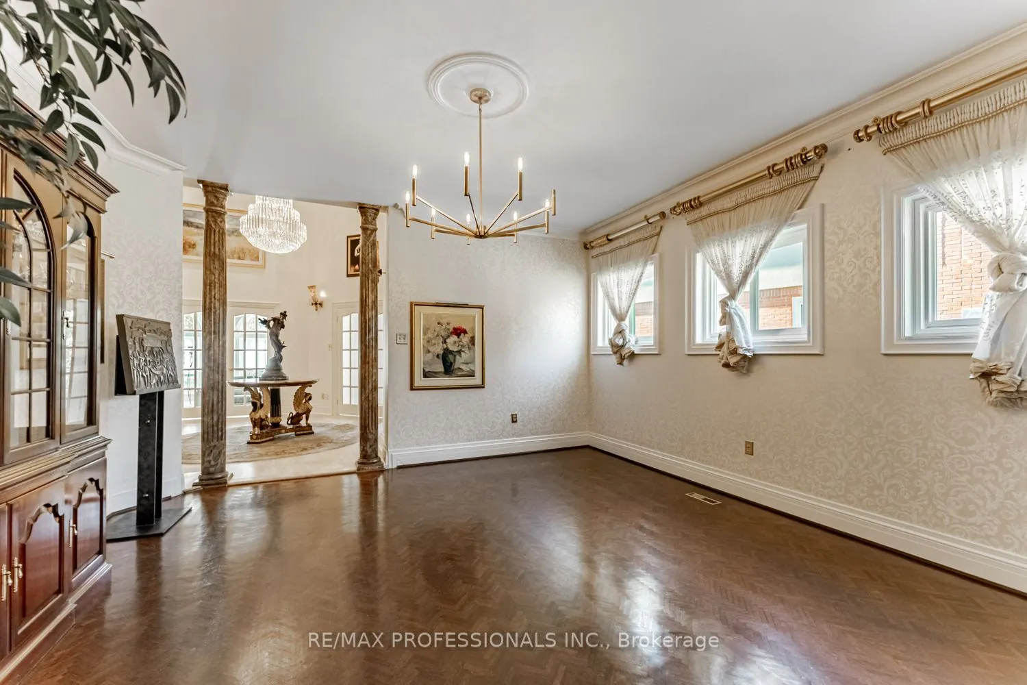 2239 Rosegate Drive