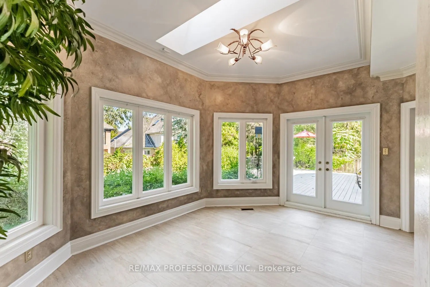 2239 Rosegate Drive