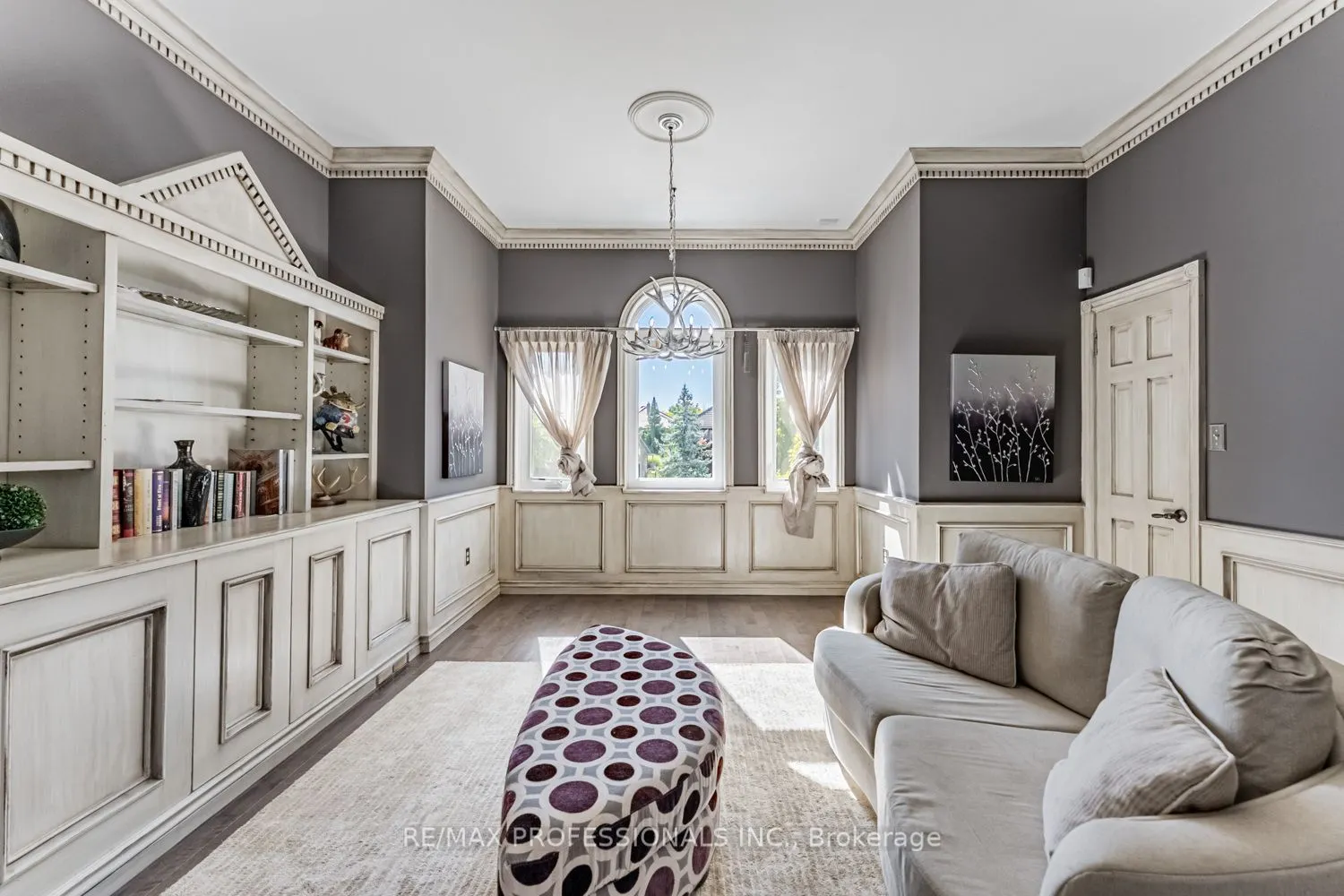 2239 Rosegate Drive