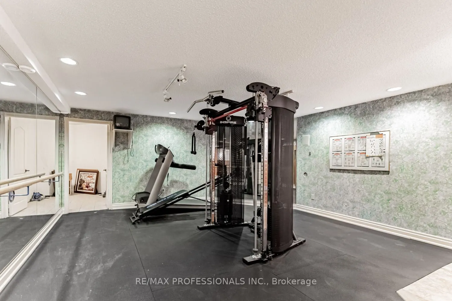 2239 Rosegate Drive