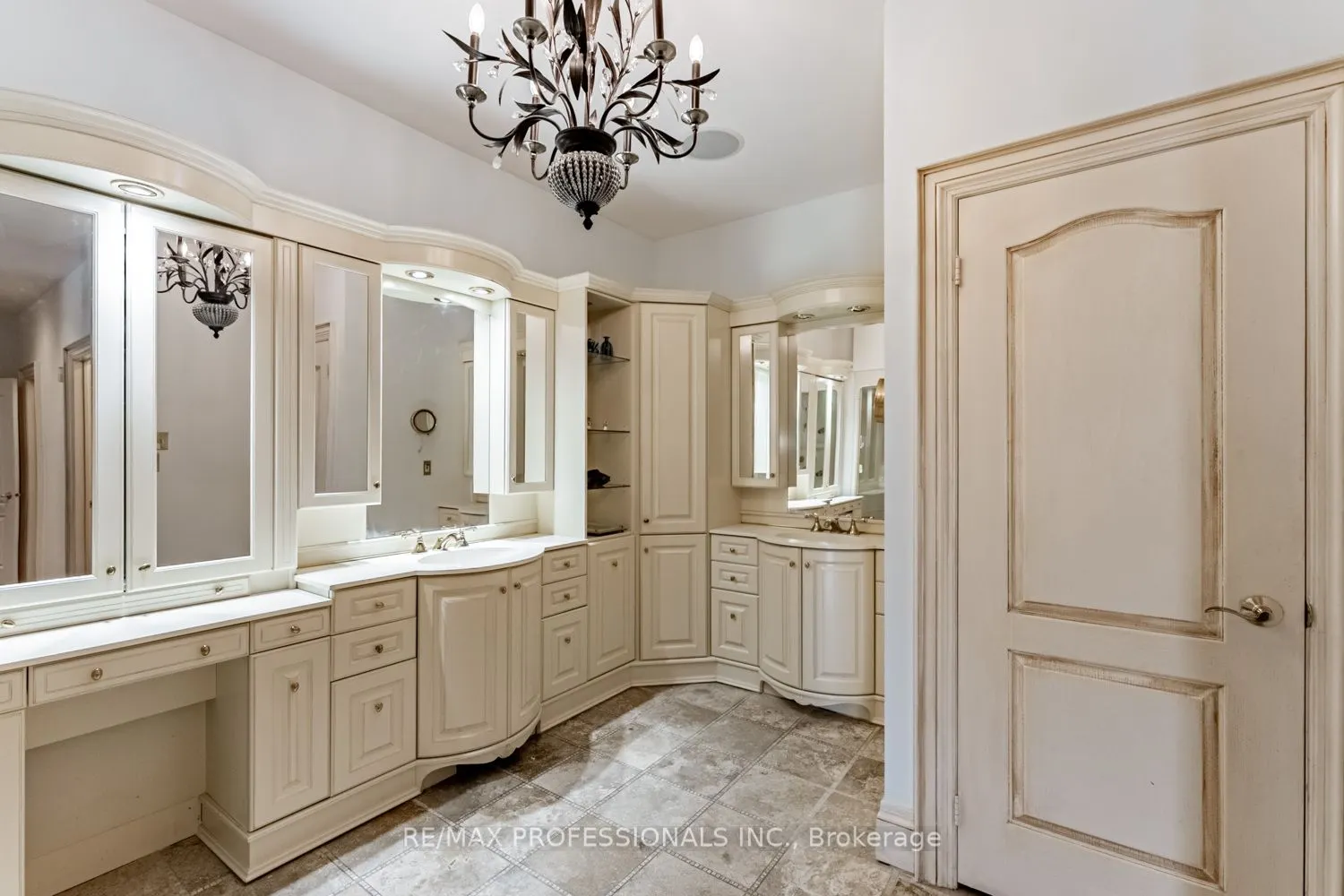 2239 Rosegate Drive