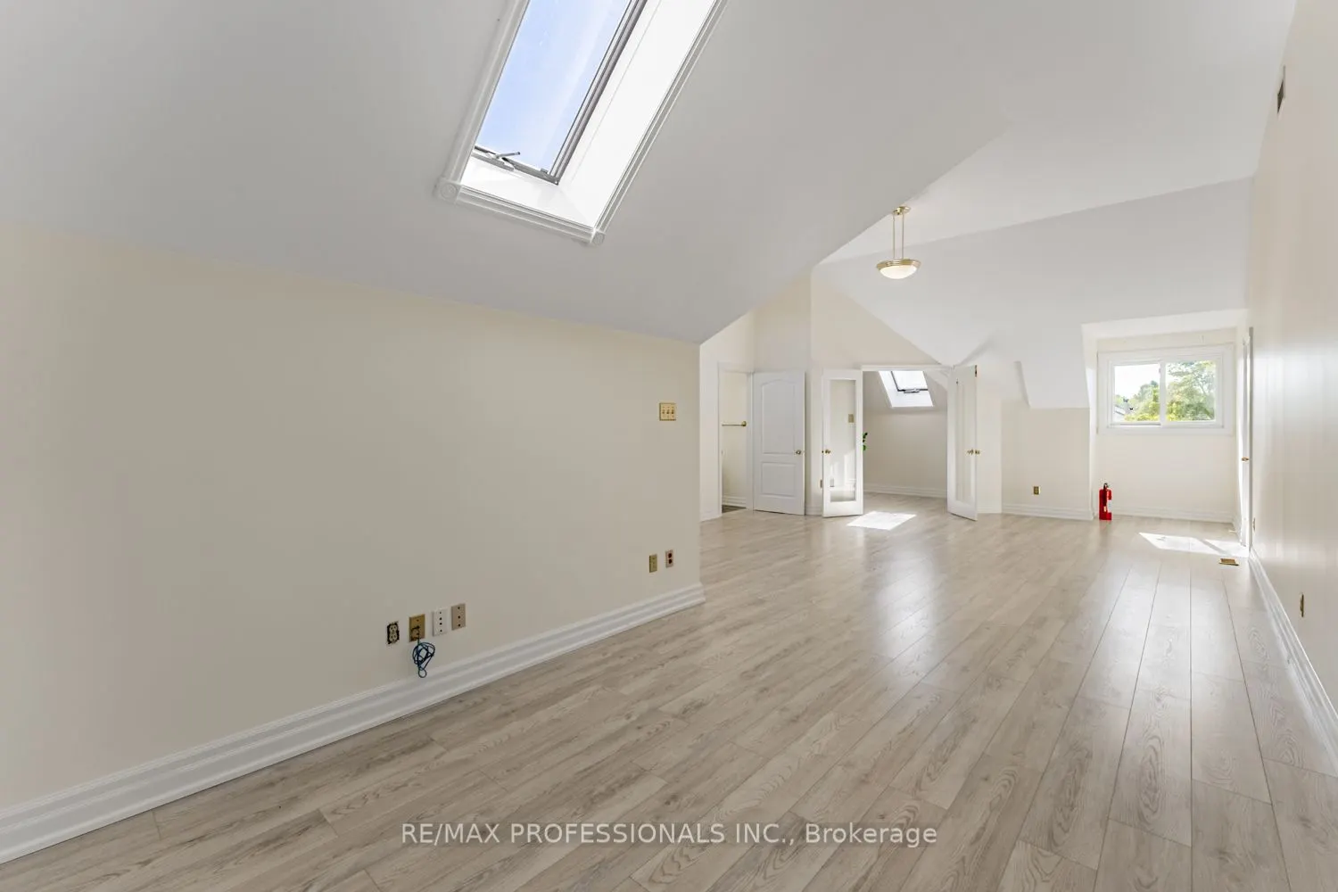 2239 Rosegate Drive