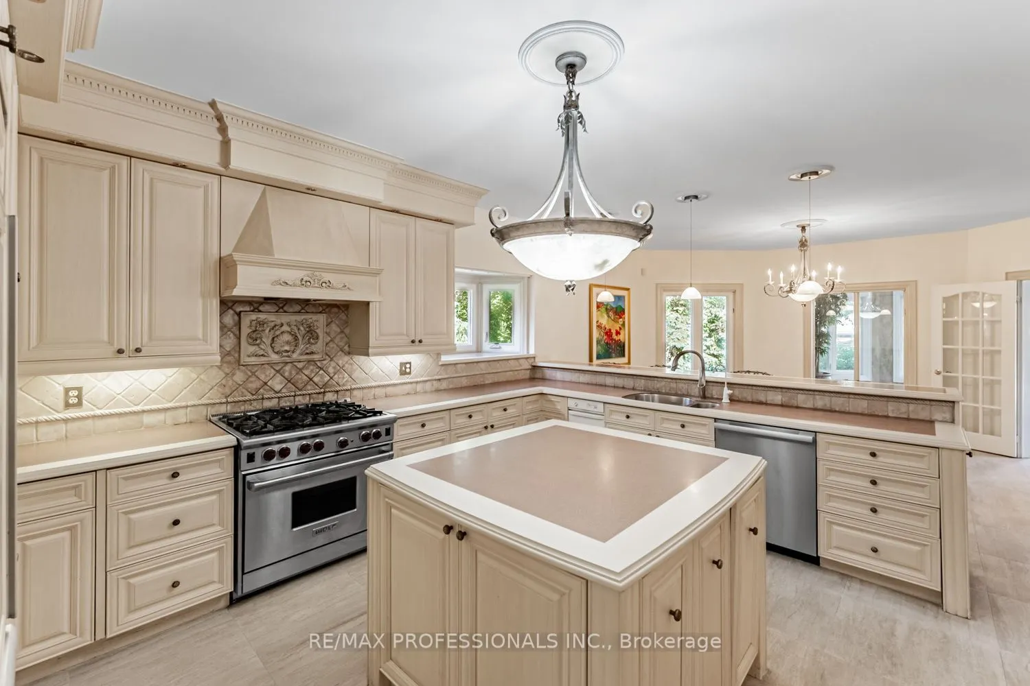2239 Rosegate Drive