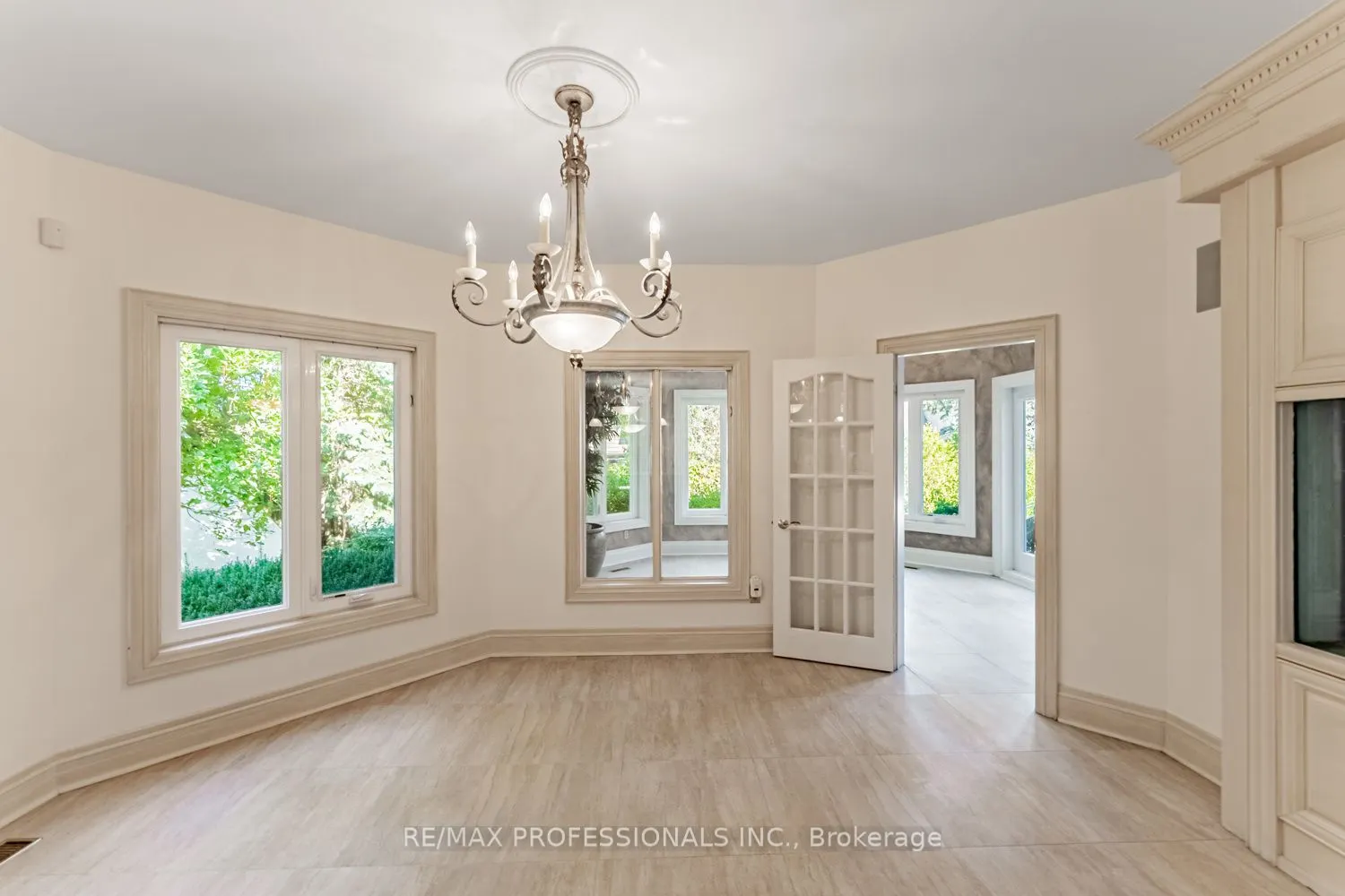 2239 Rosegate Drive